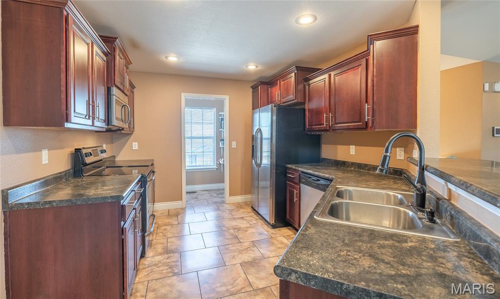 103 Granite Court