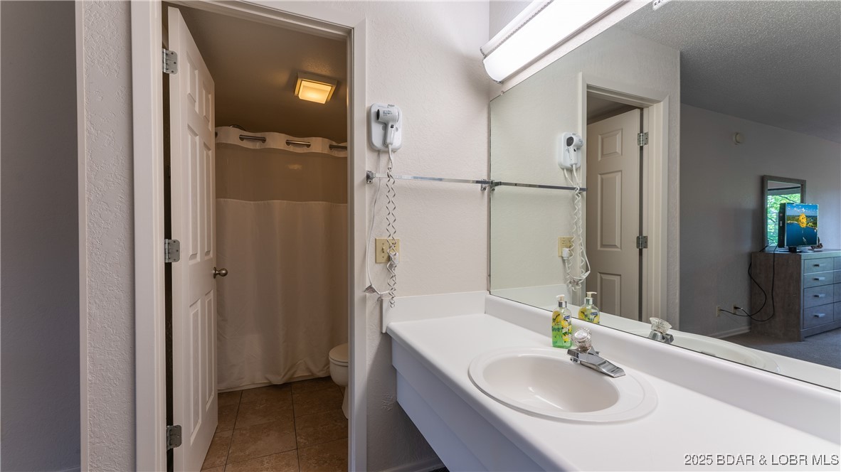 218 Staniel Cay