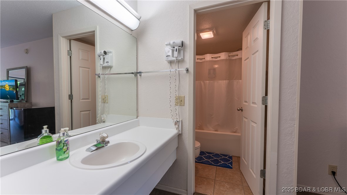 218 Staniel Cay
