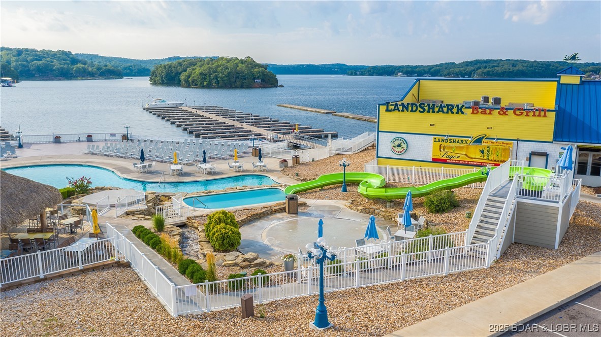 218 Staniel Cay