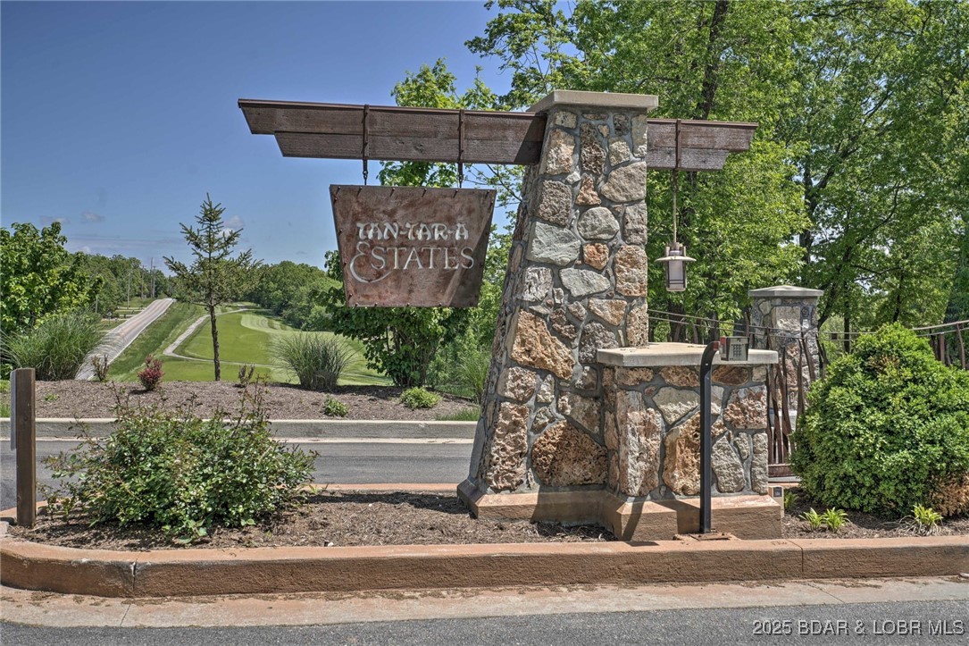 218 Staniel Cay