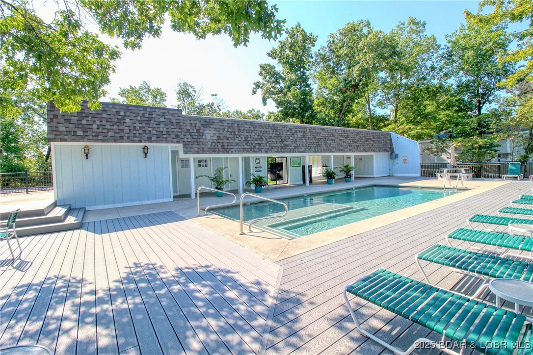 218 Staniel Cay