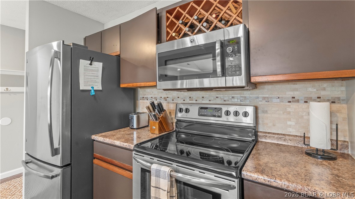 108 Robinwood Drive 3D