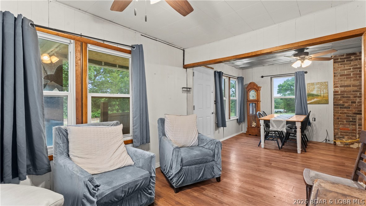 33 Alder Springs Road