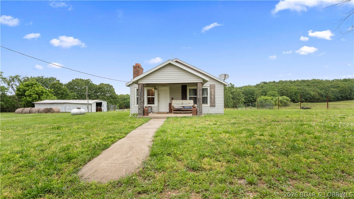 33 Alder Springs Road