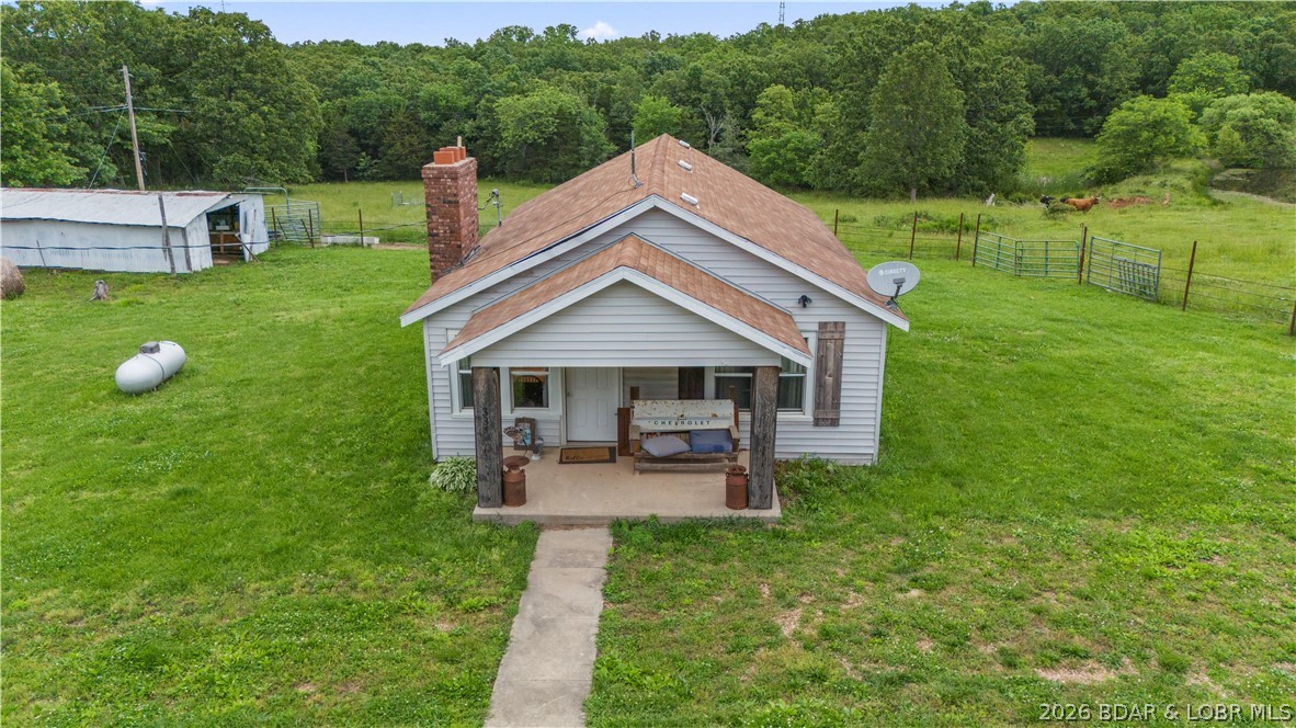 33 Alder Springs Road