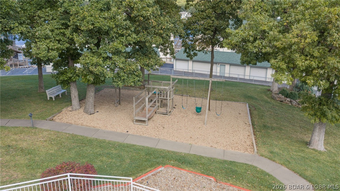 62 Evergreen Condo Dr 1A