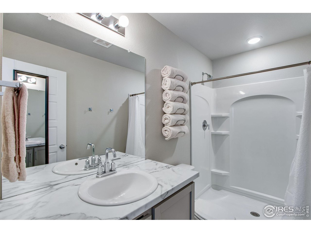 602 Sante Fe Trl D-2