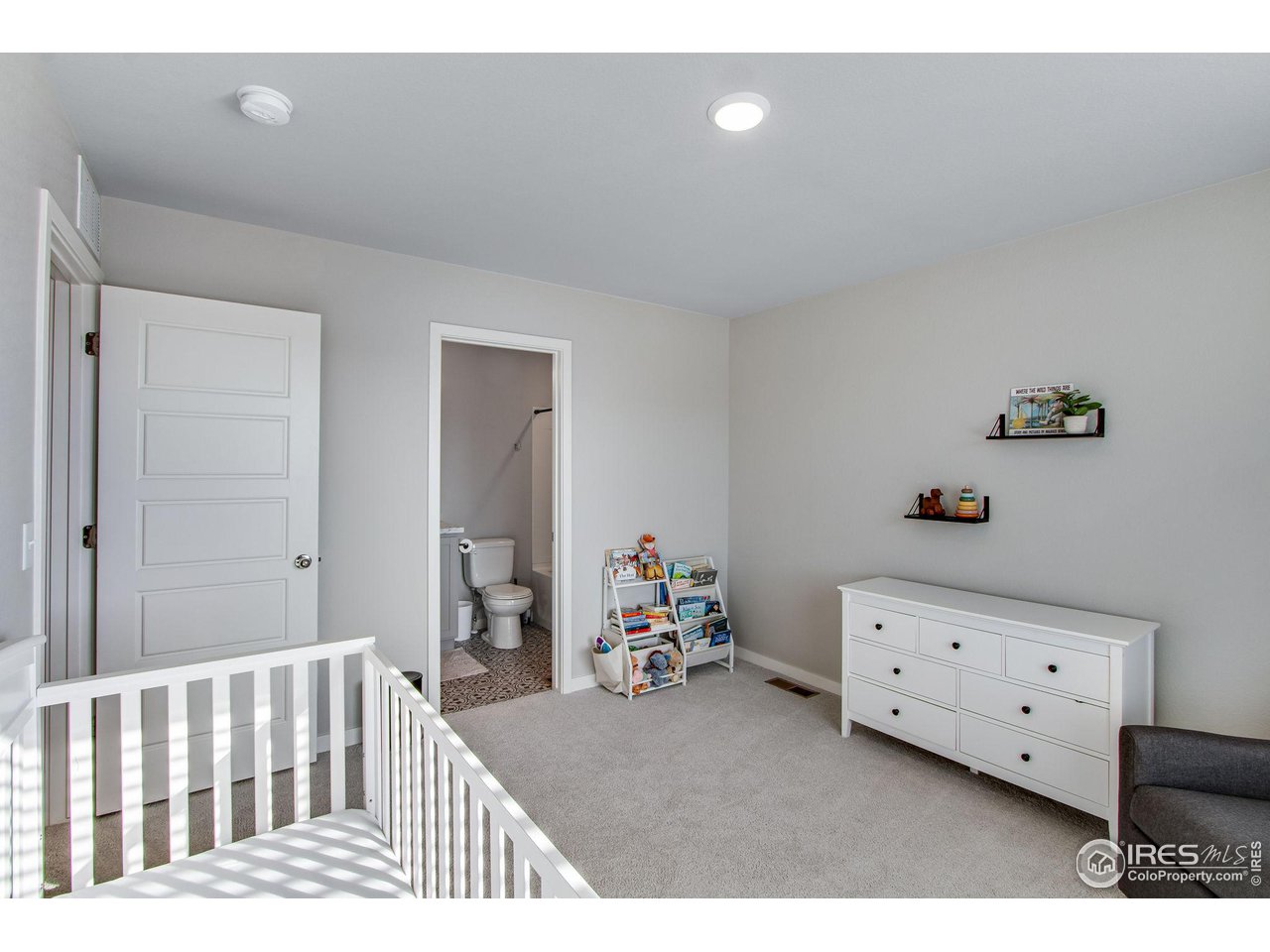 602 Sante Fe Trl D-2