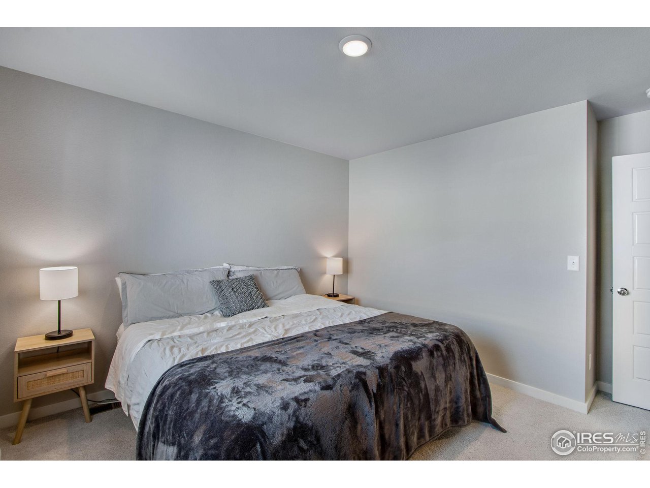 602 Sante Fe Trl D-2