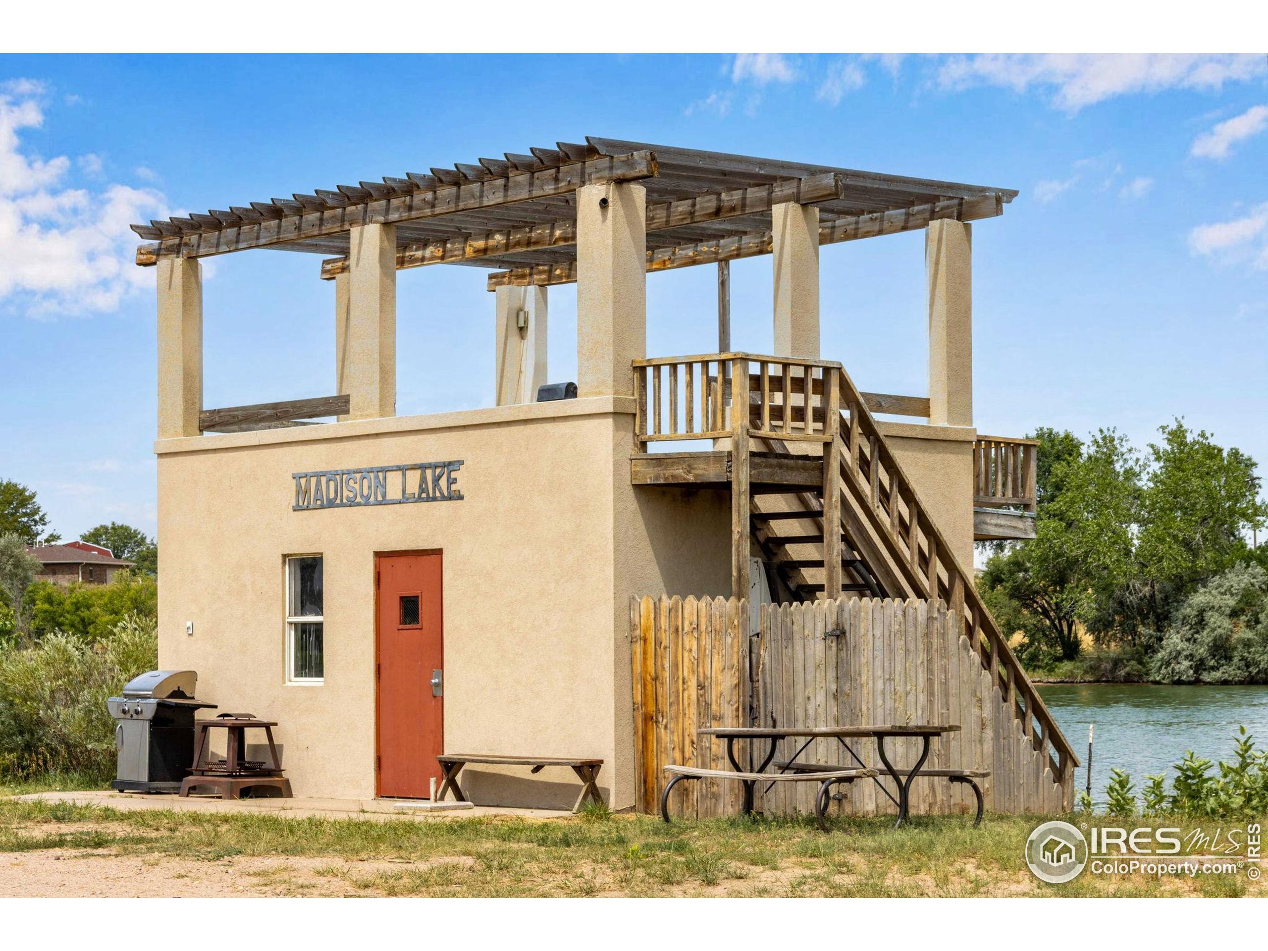 727 E 27th St Greeley