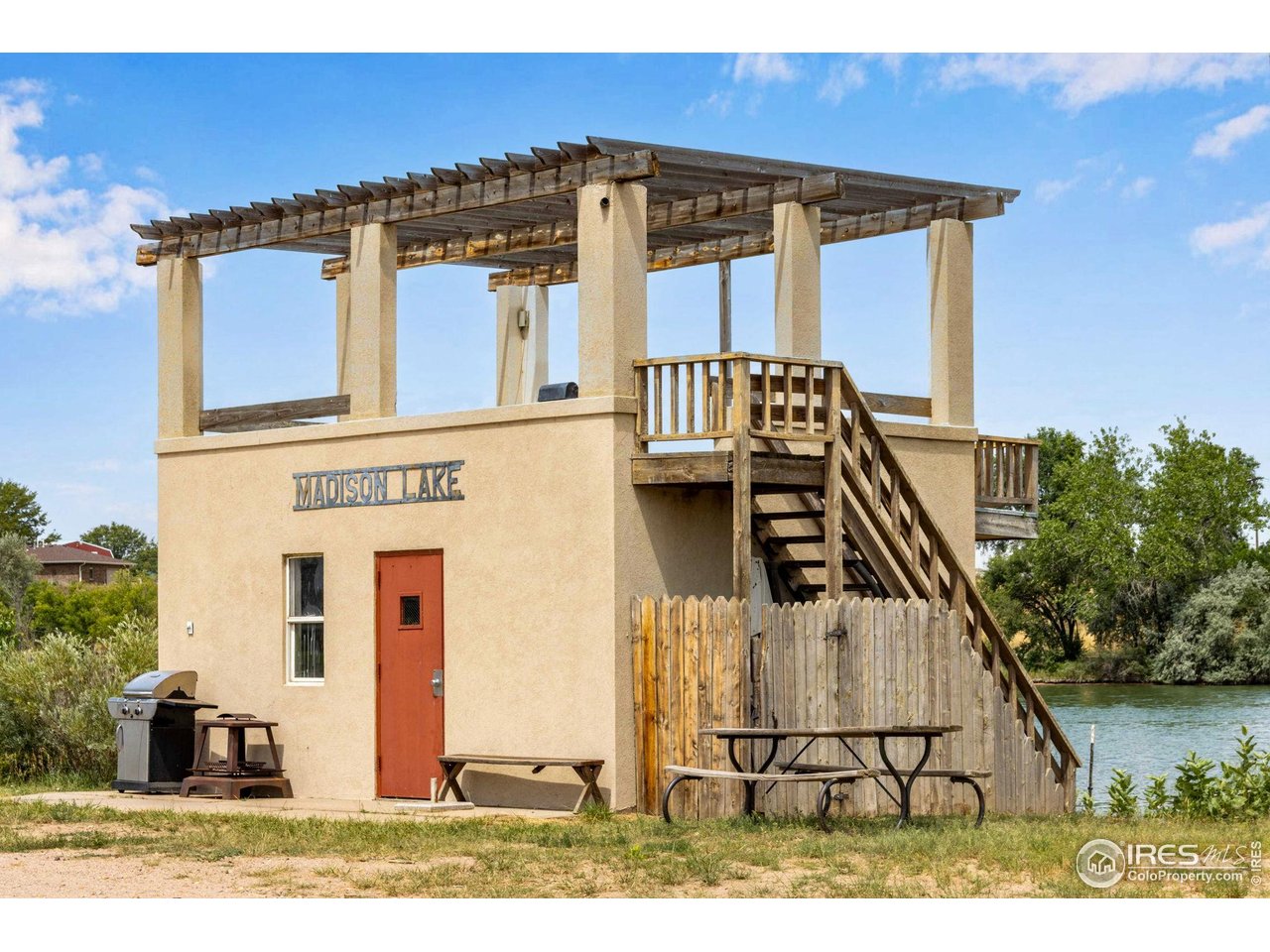 727 E 27th St Greeley