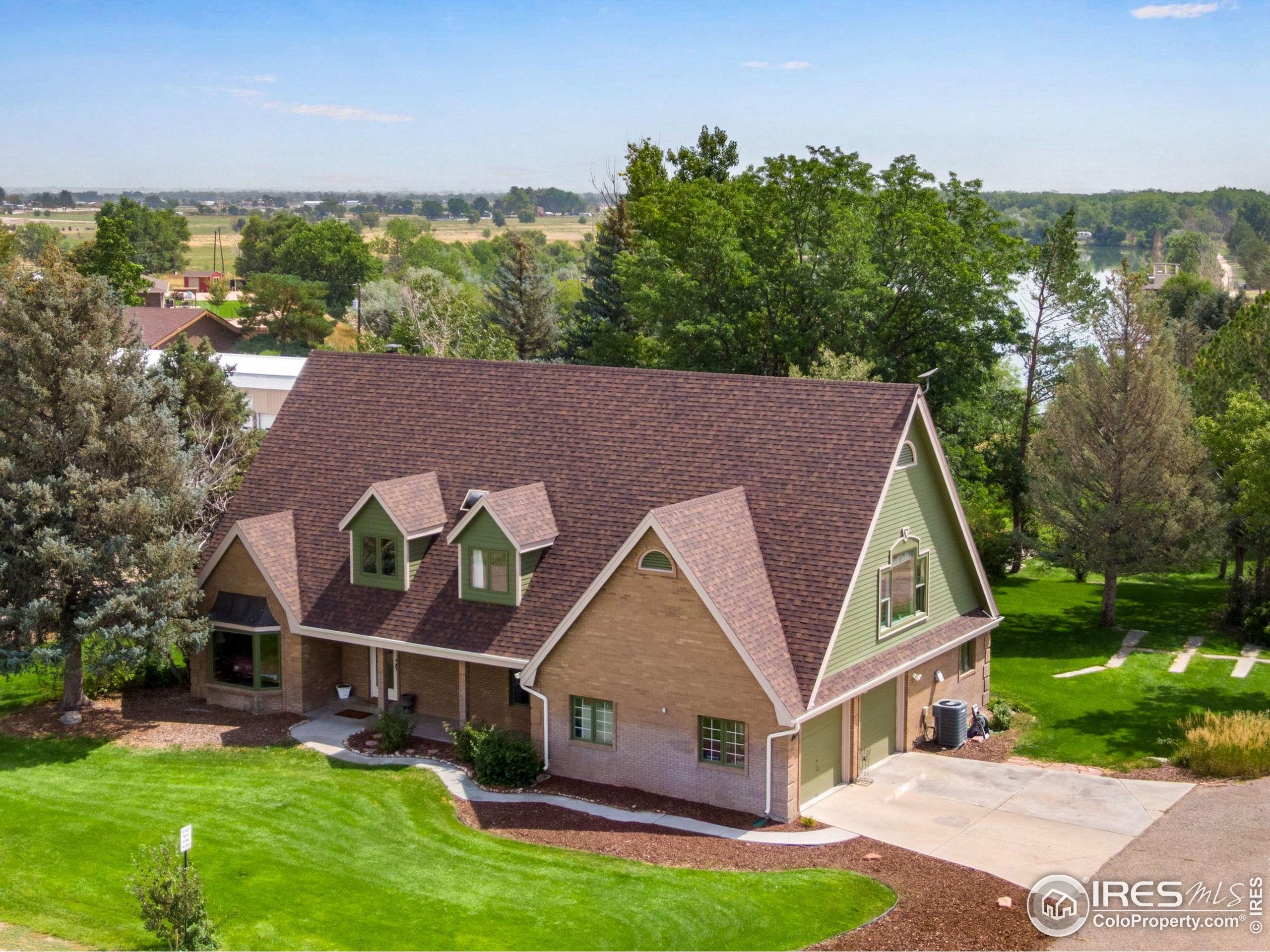 727 E 27th St Greeley