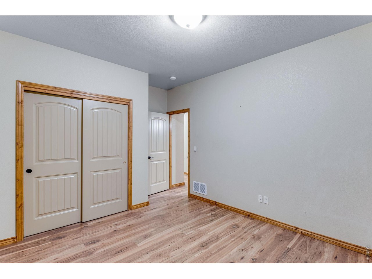 4746 Brenton Dr