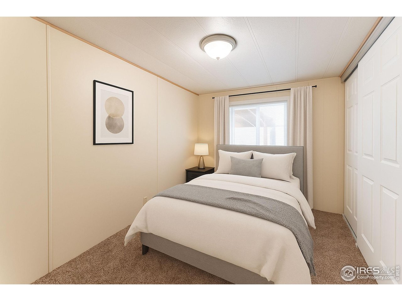 2211 W Mulberry St 52