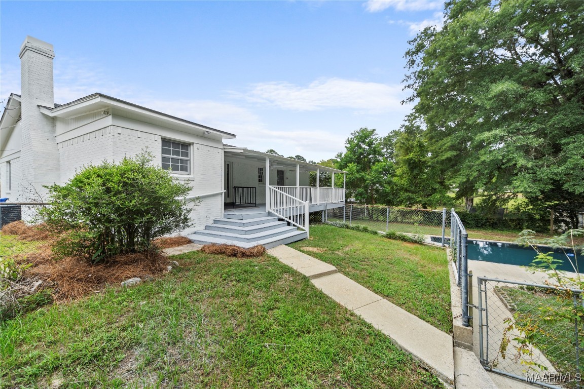 311 WALKER Street