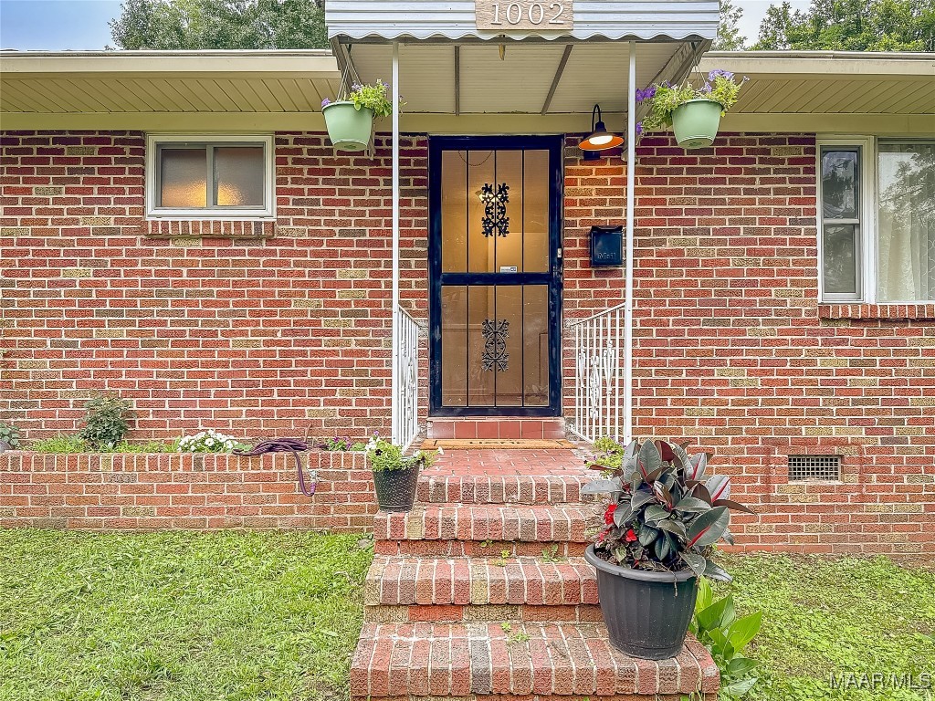 1002 Rosedale Drive