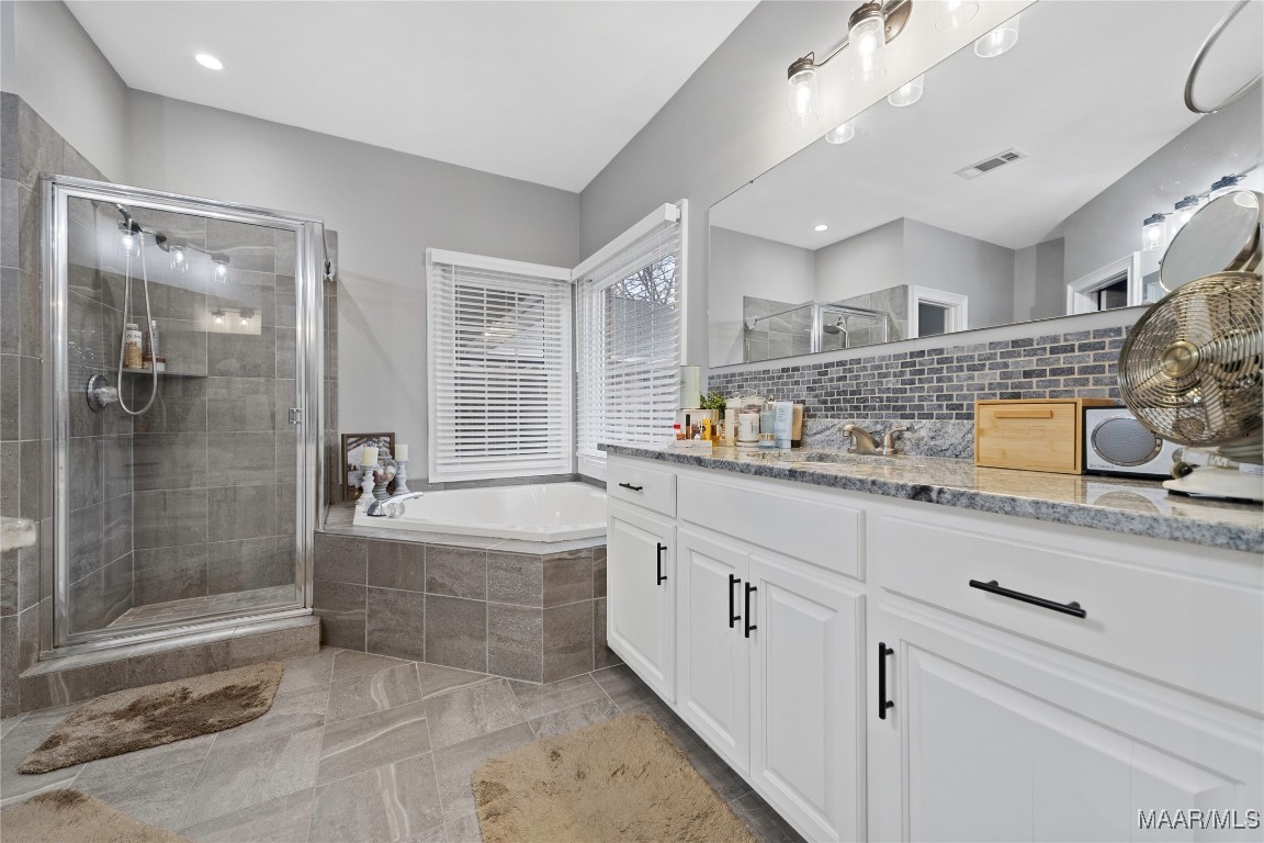 1852 Wentworth Drive