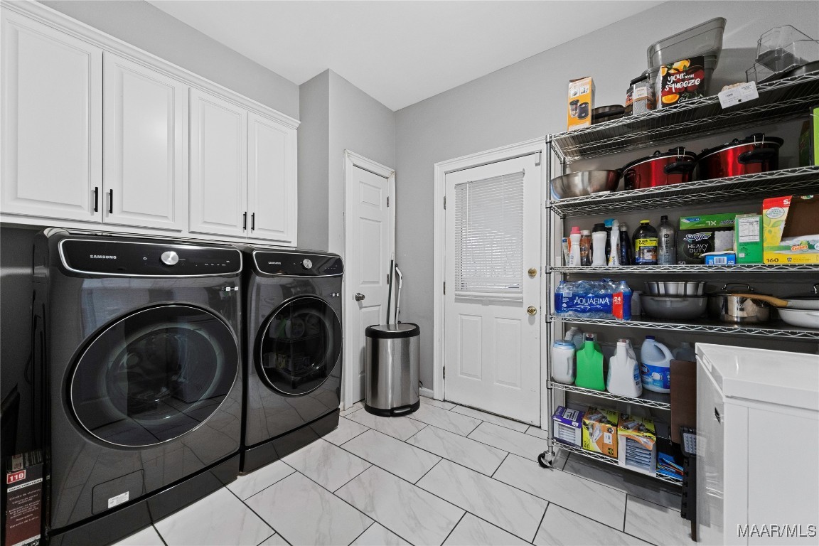 1852 Wentworth Drive