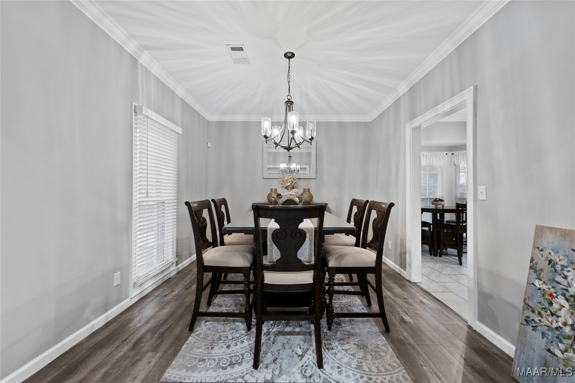 1852 Wentworth Drive