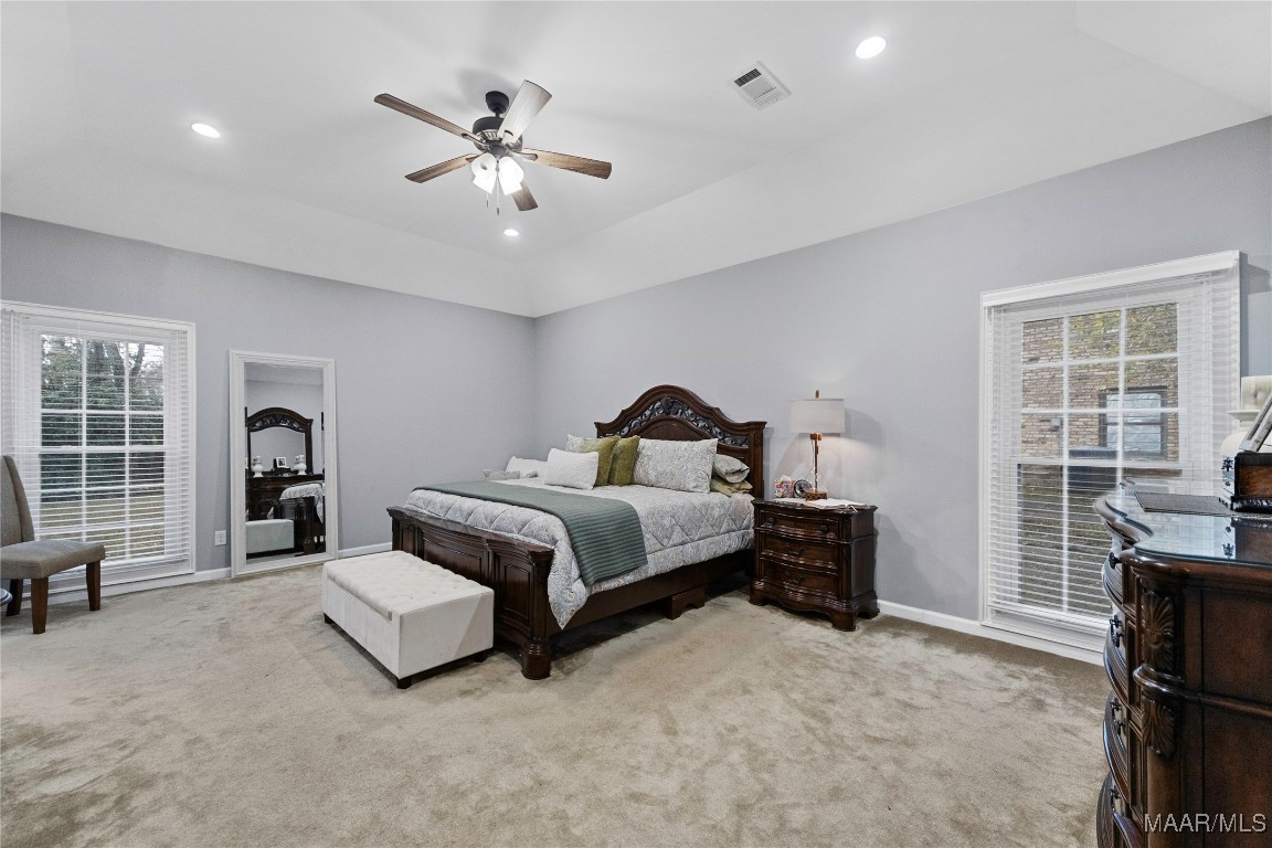 1852 Wentworth Drive