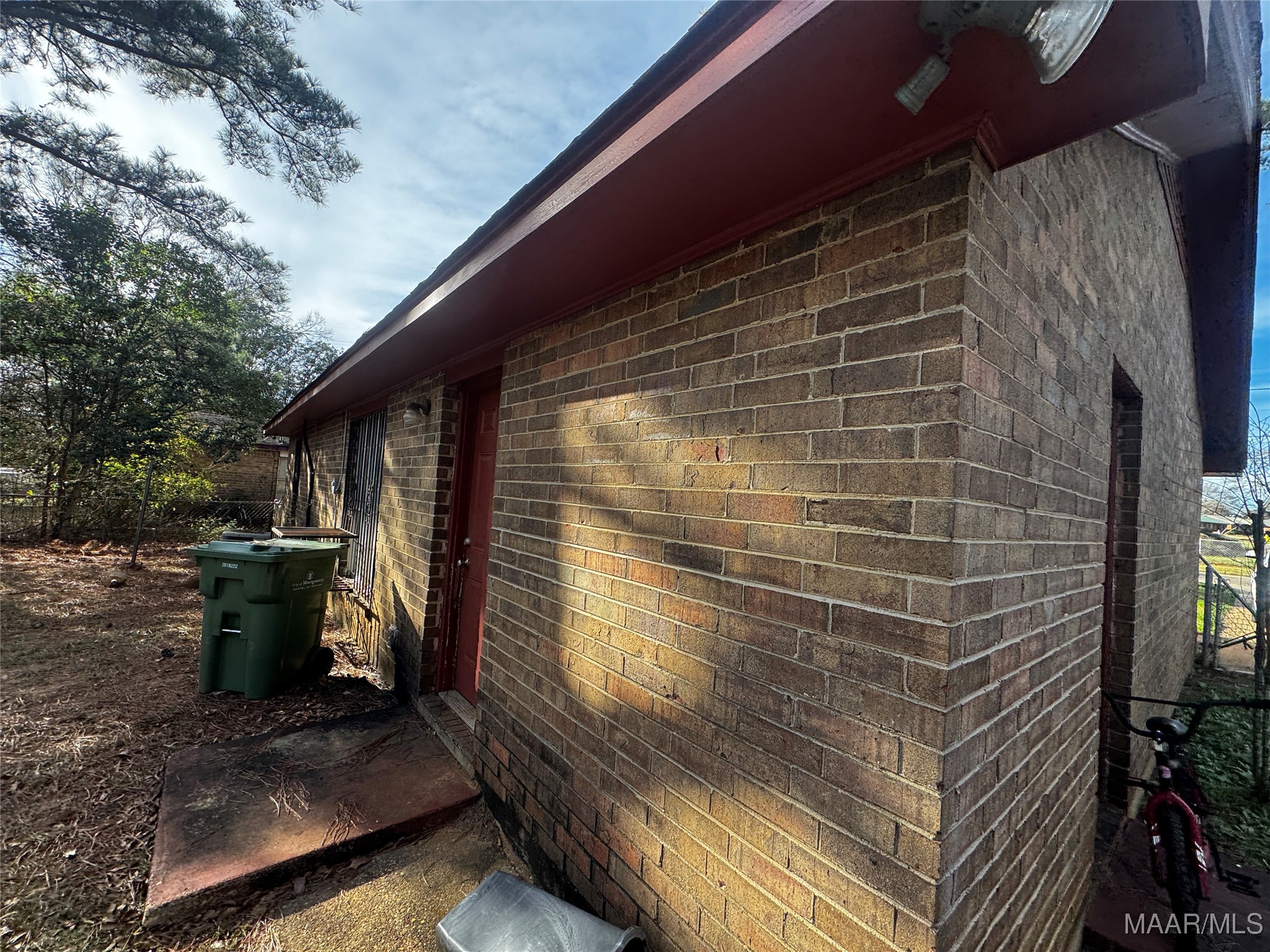 127 BRIARBROOK Drive