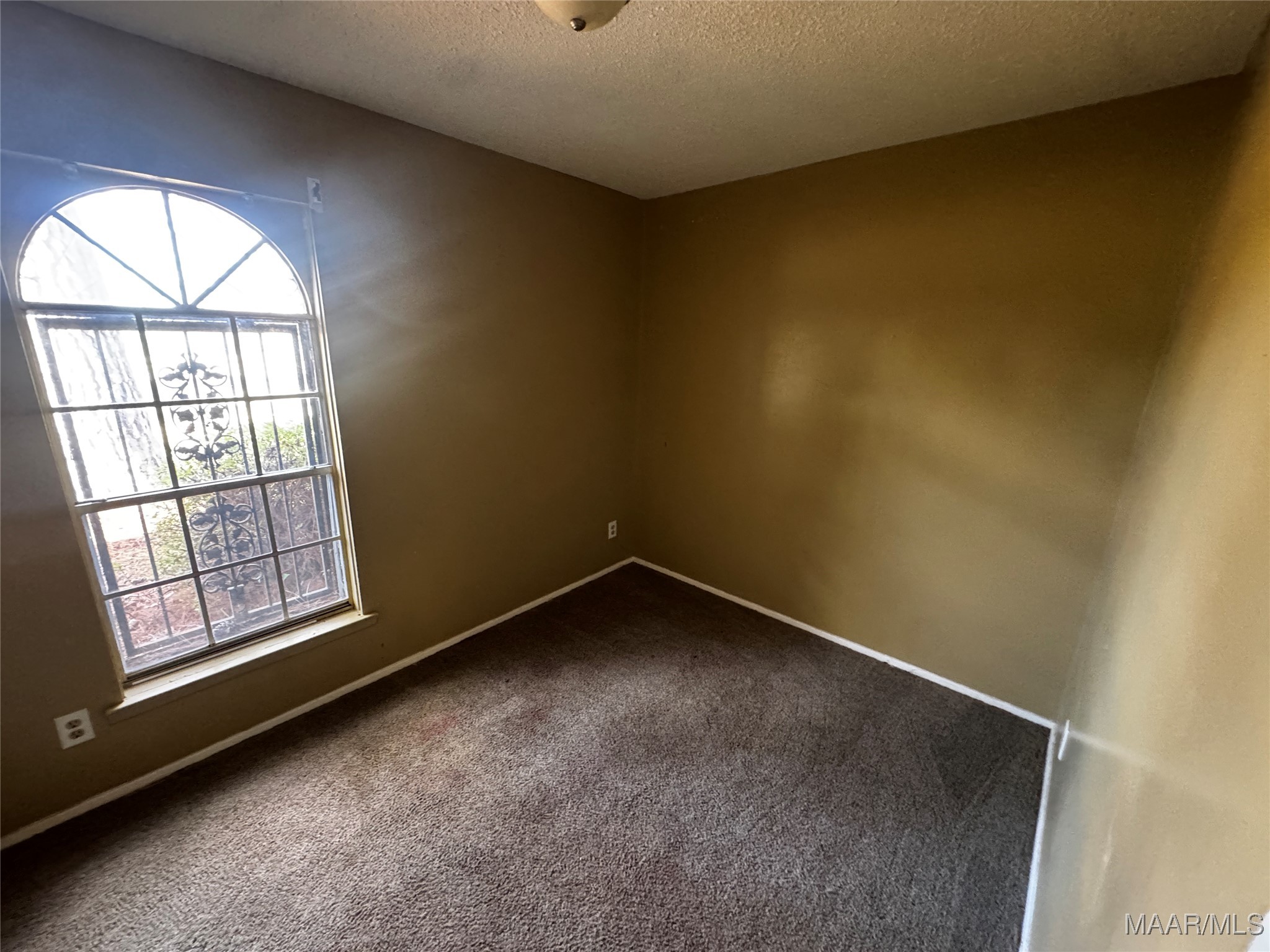 127 BRIARBROOK Drive