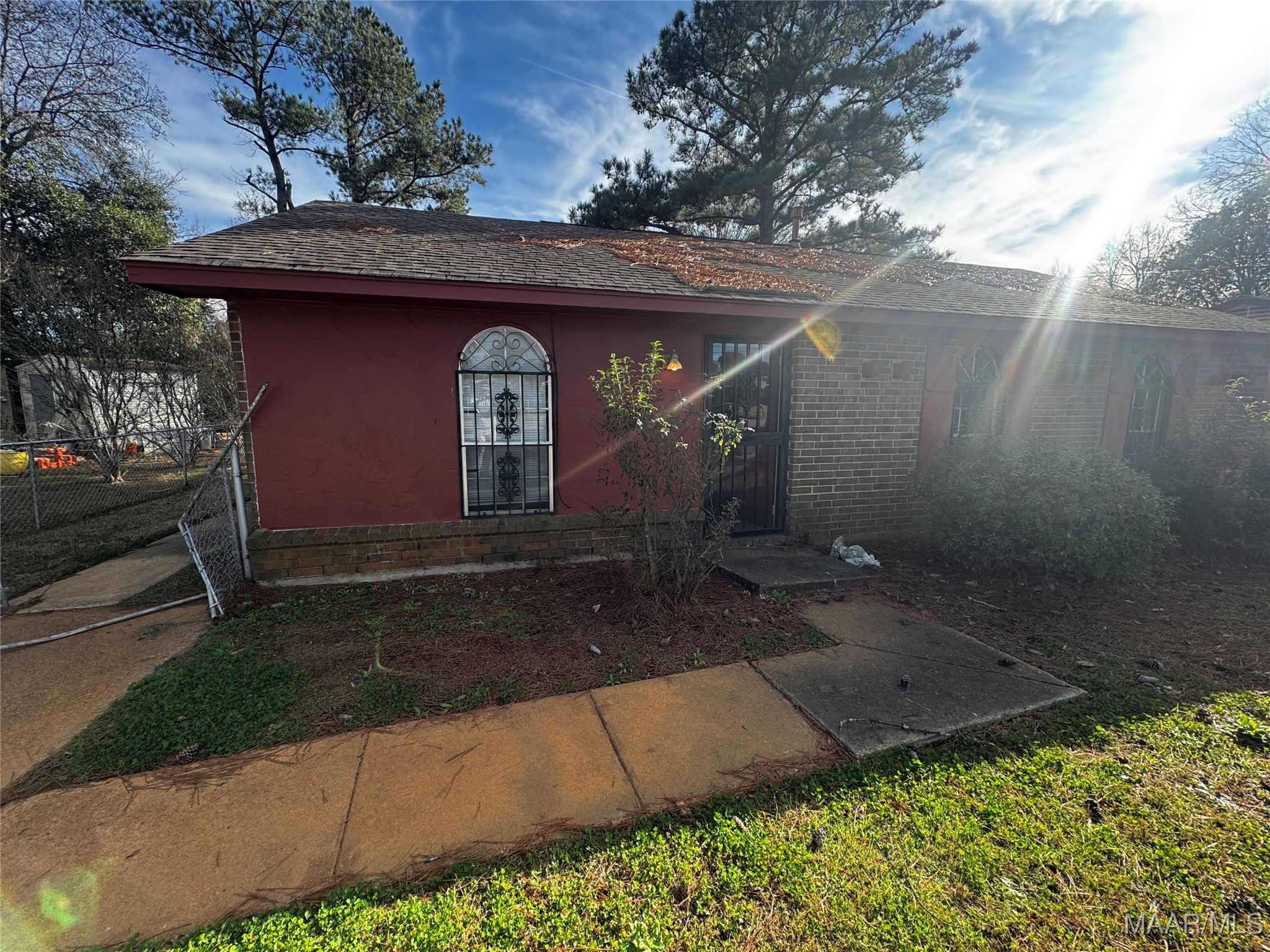 127 BRIARBROOK Drive