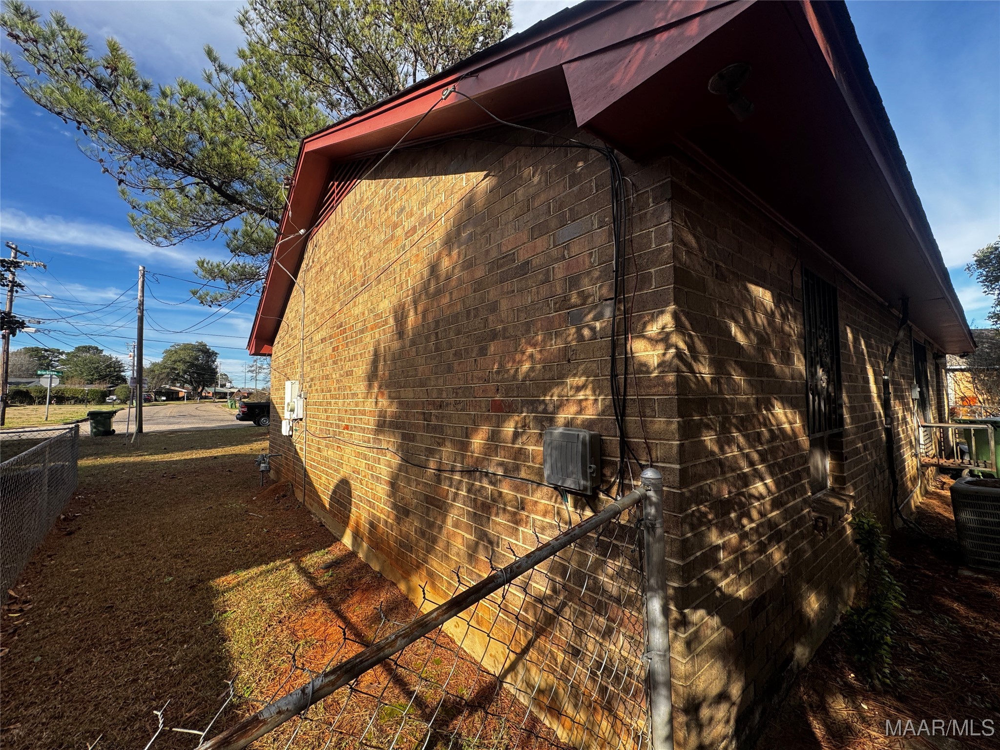 127 BRIARBROOK Drive