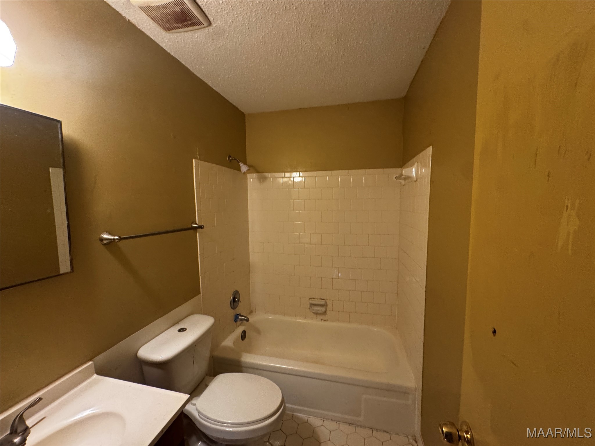 127 BRIARBROOK Drive