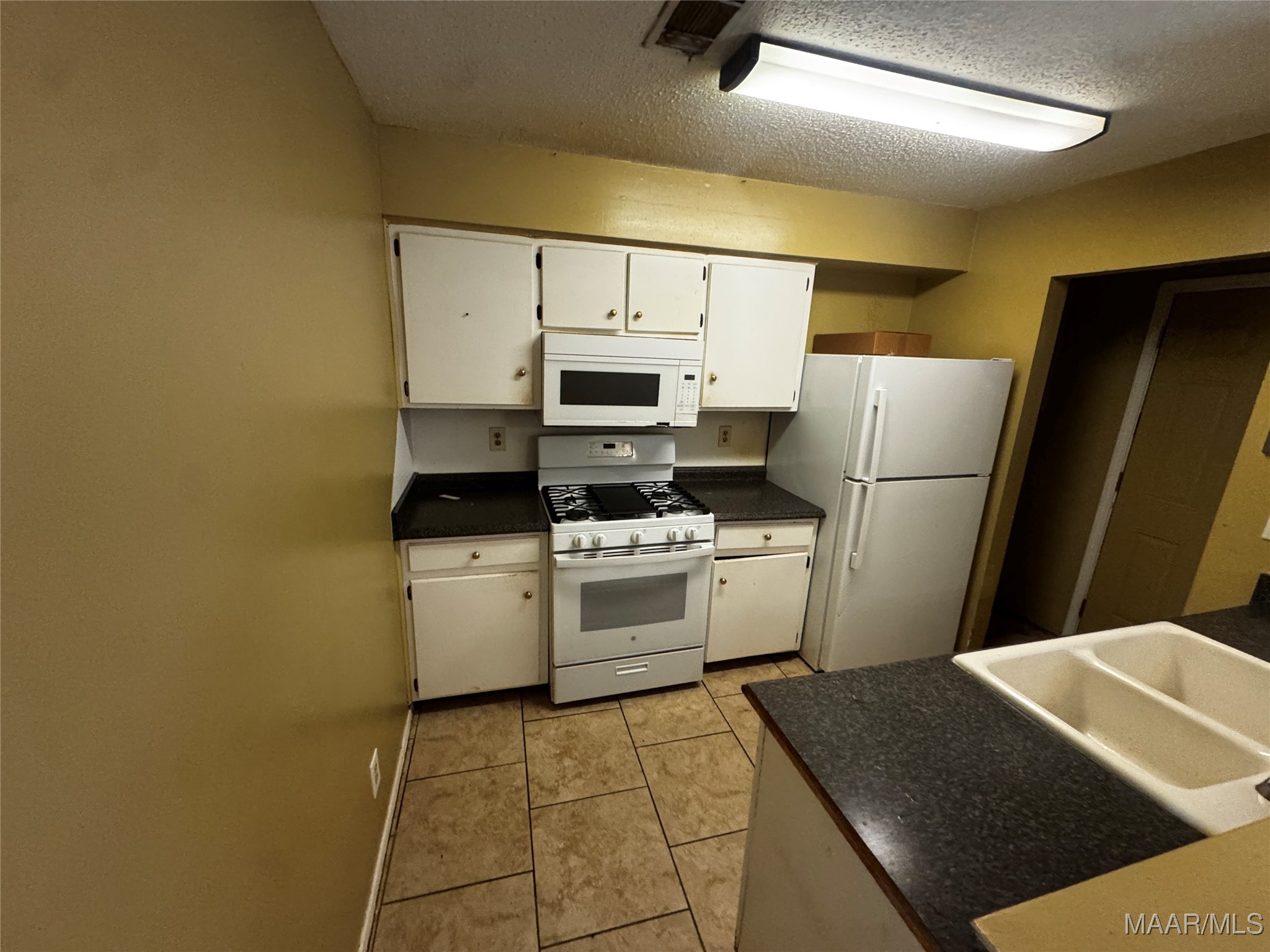 127 BRIARBROOK Drive