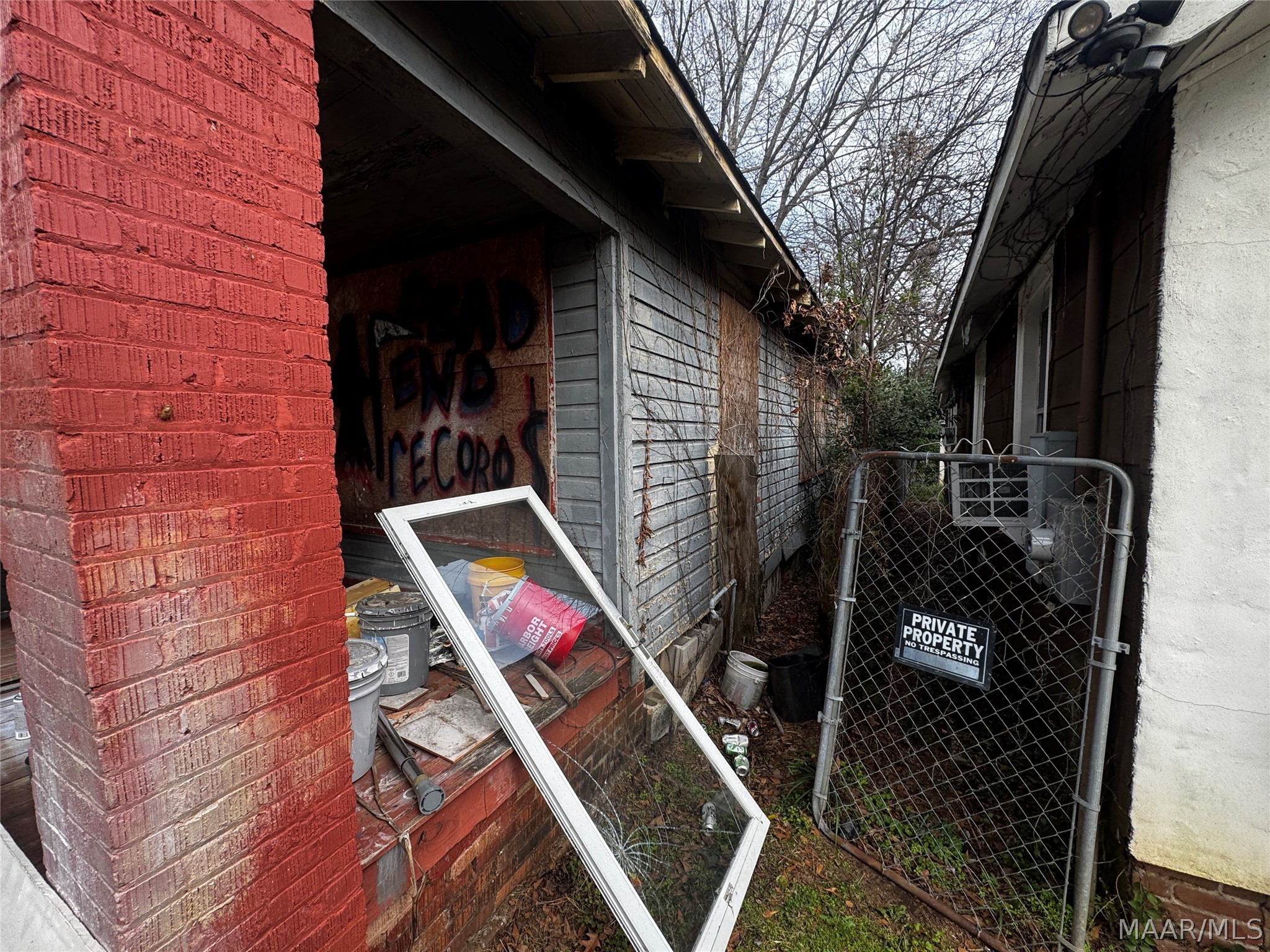 1117 CONGRESS Street