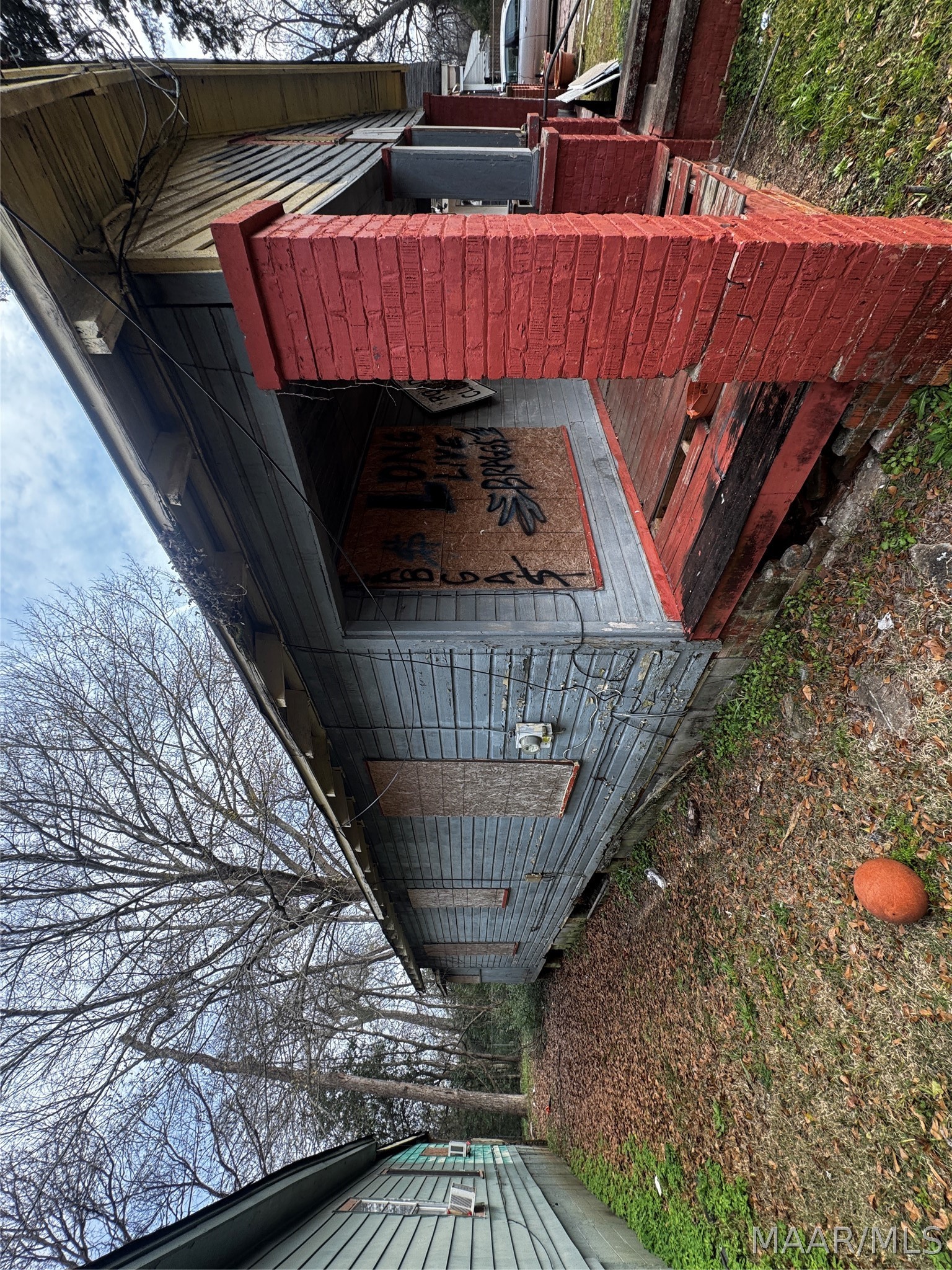 1117 CONGRESS Street