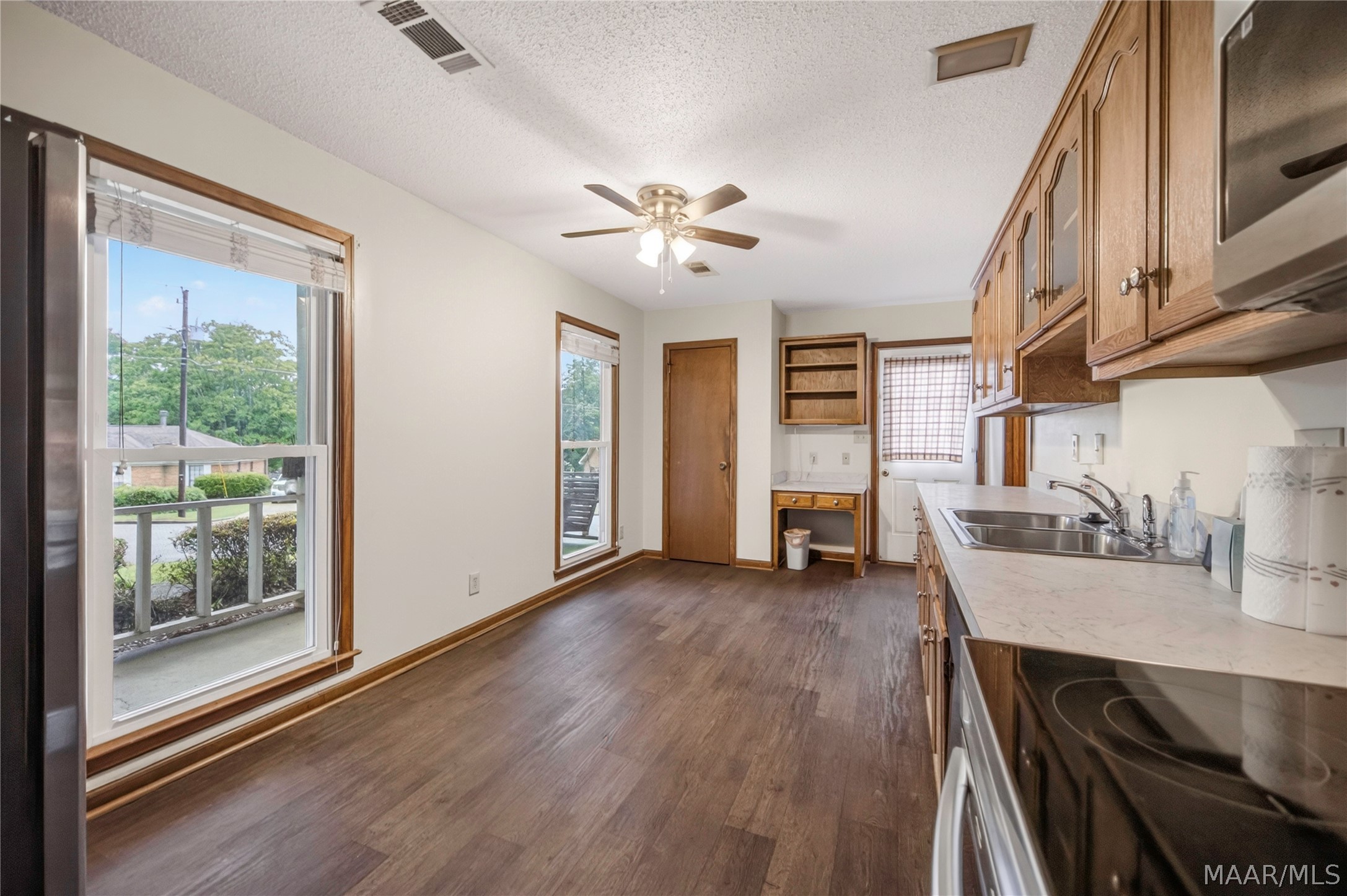 2936 Woodforest Lane