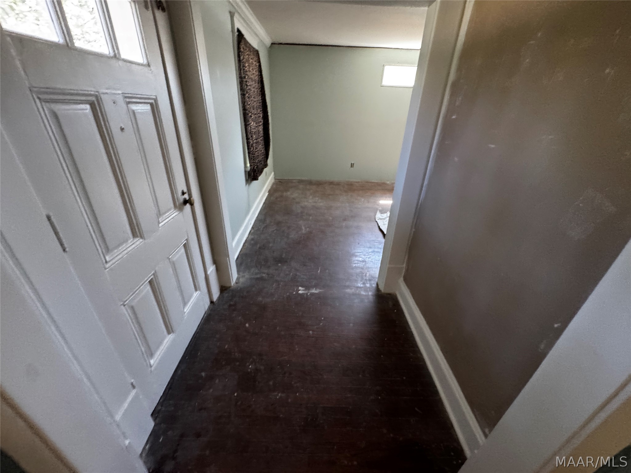 2222 Narrow Lane Road