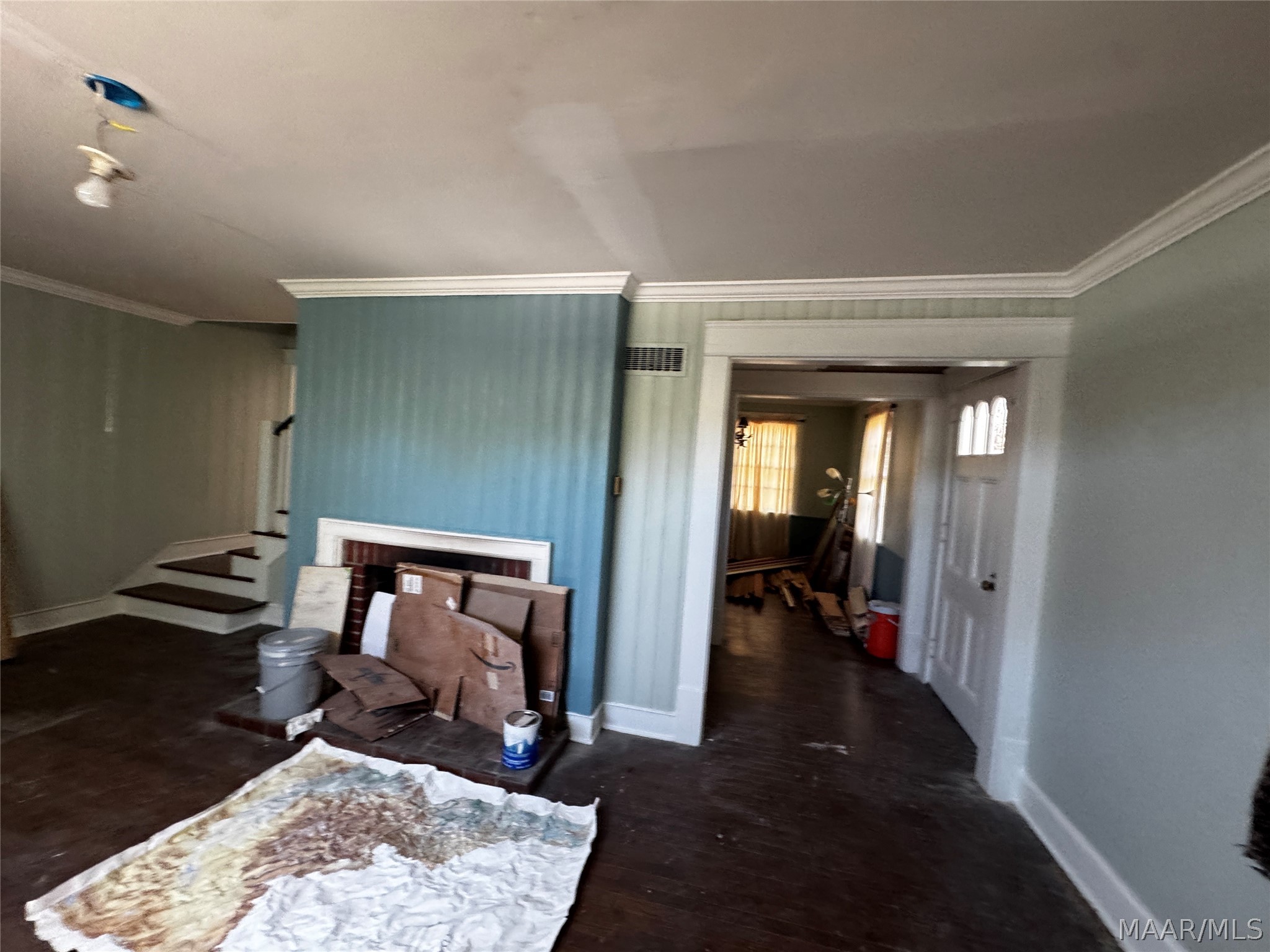 2222 Narrow Lane Road