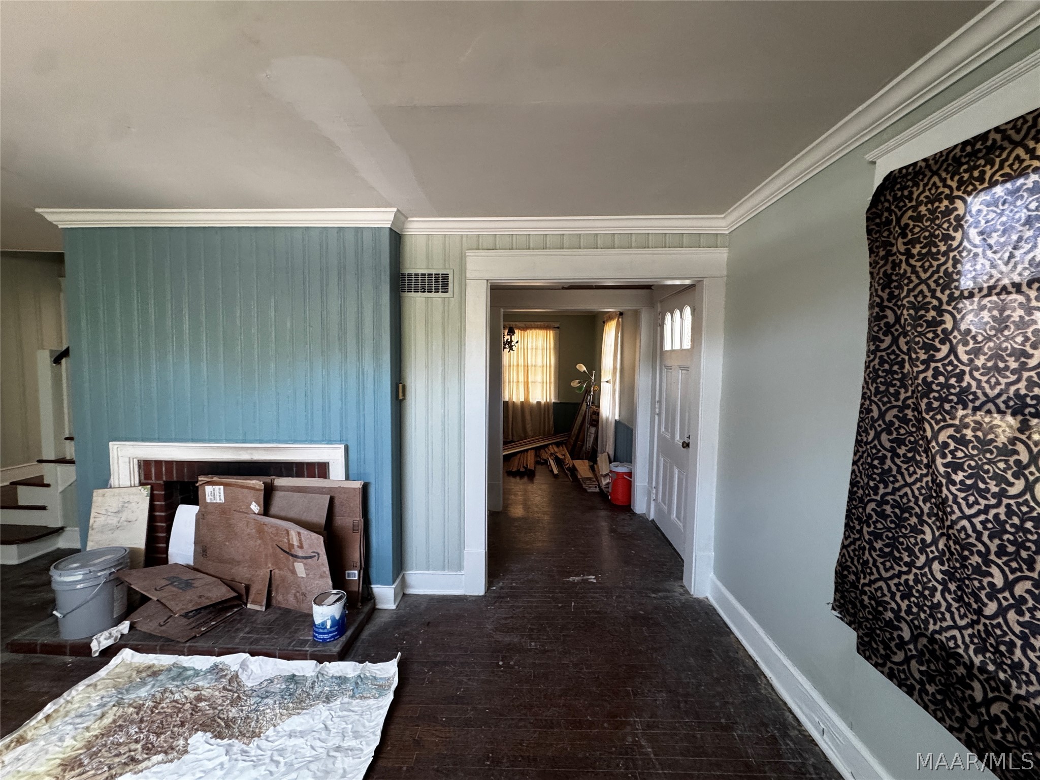 2222 Narrow Lane Road