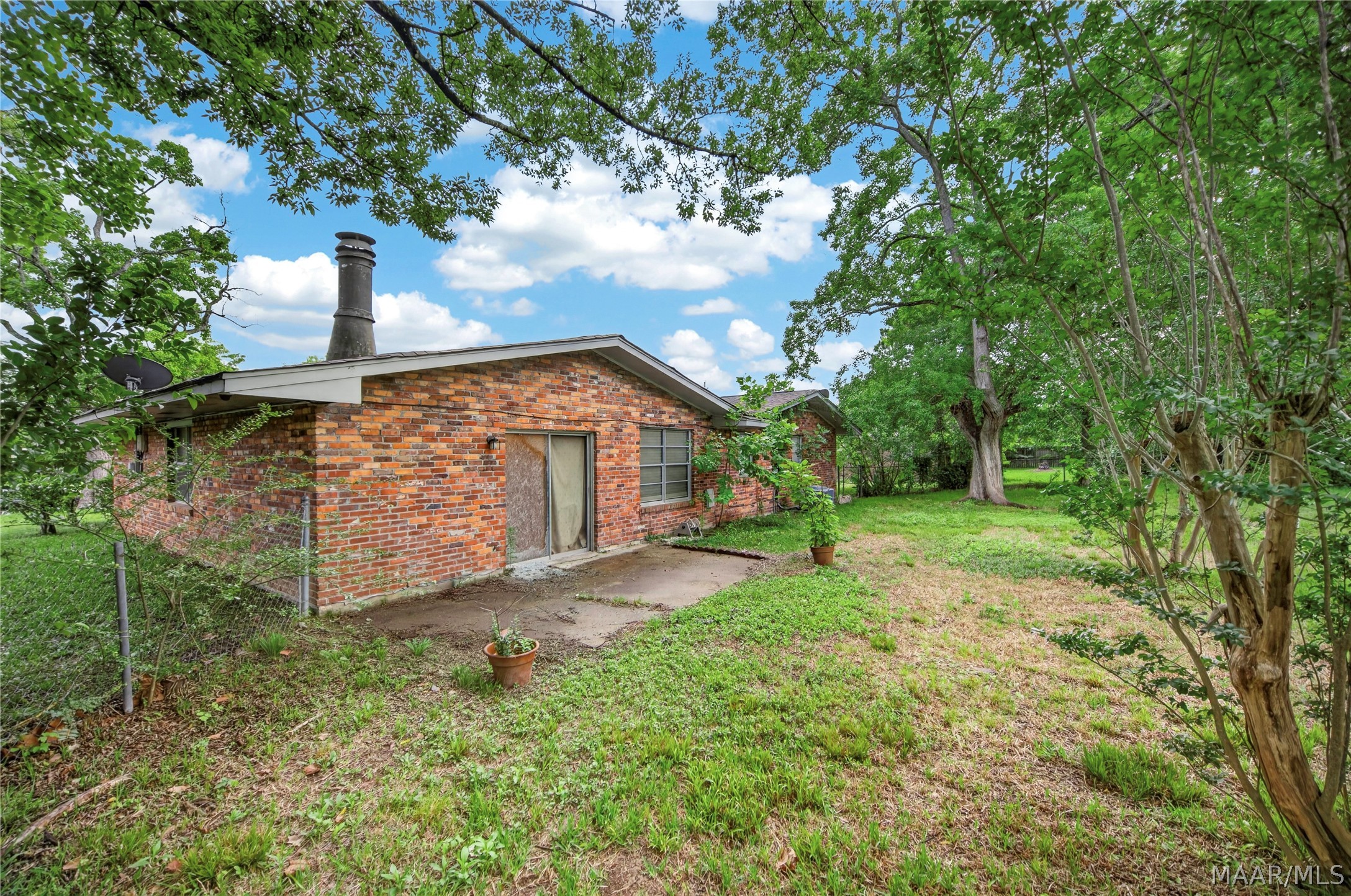 3633 Menlo Court
