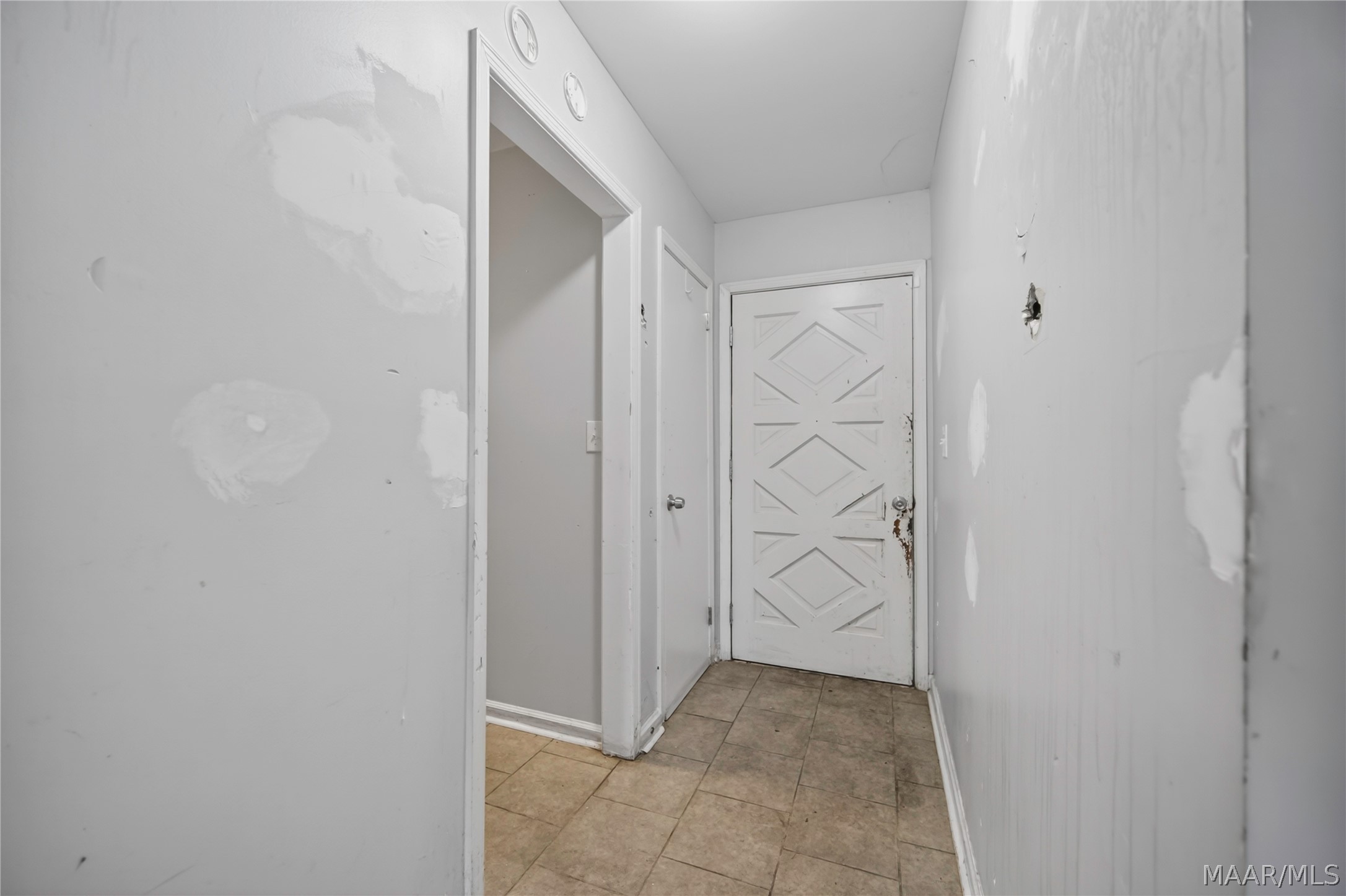 3633 Menlo Court
