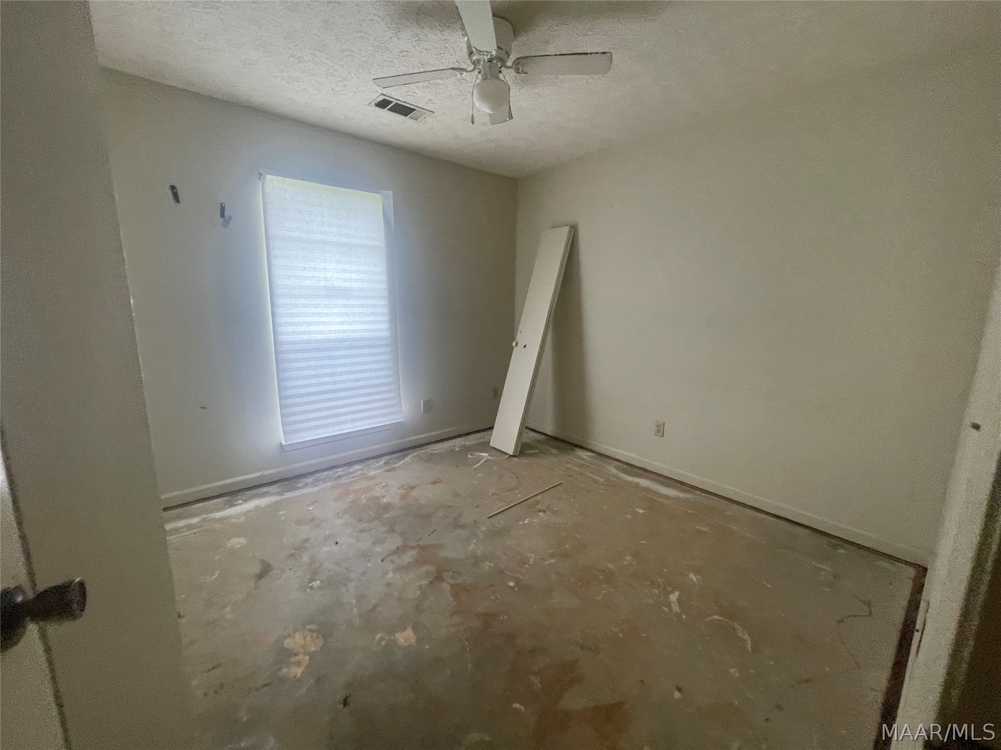 1615 VISTA VIEW Drive