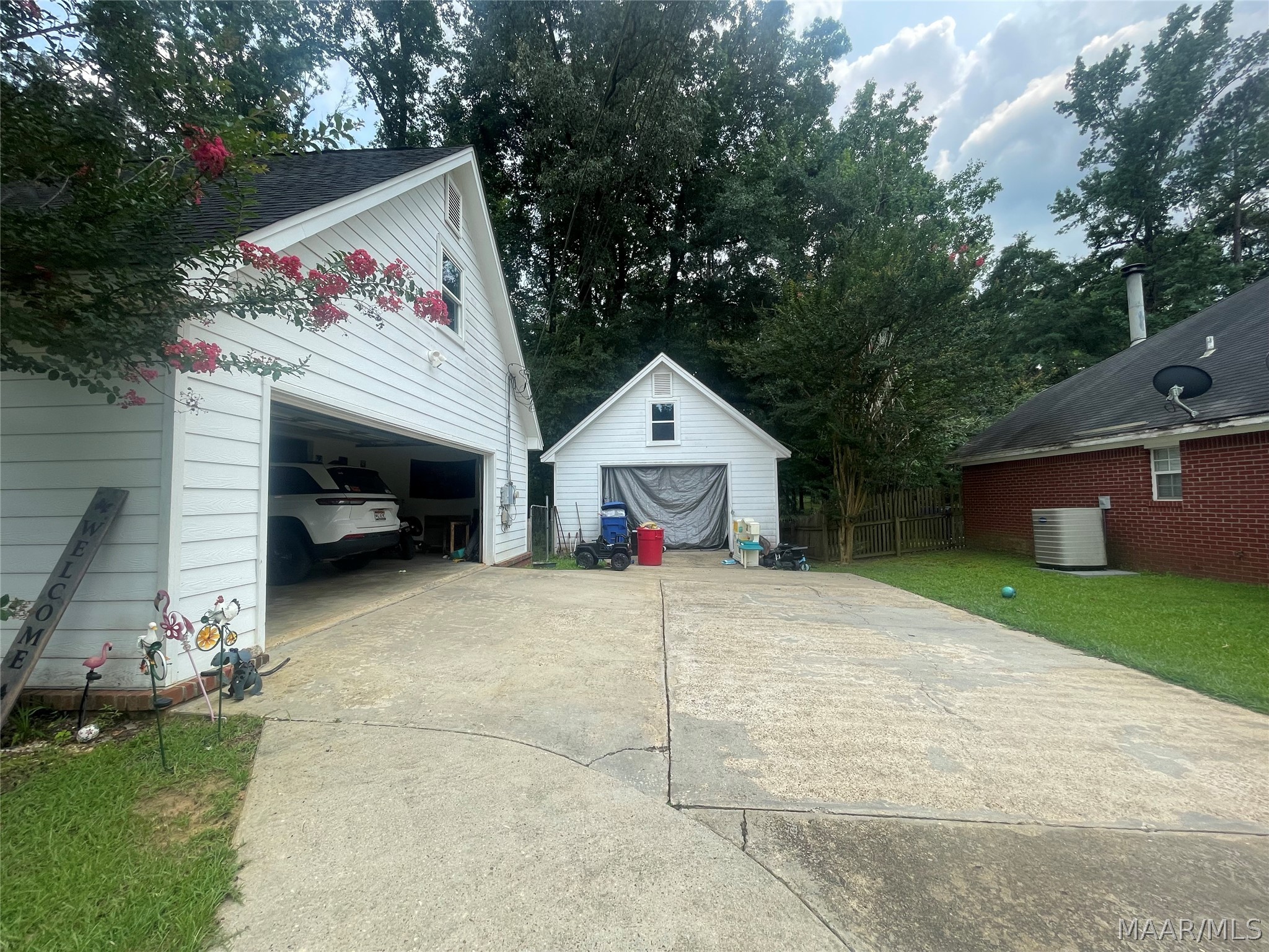 217 HOLLY Court