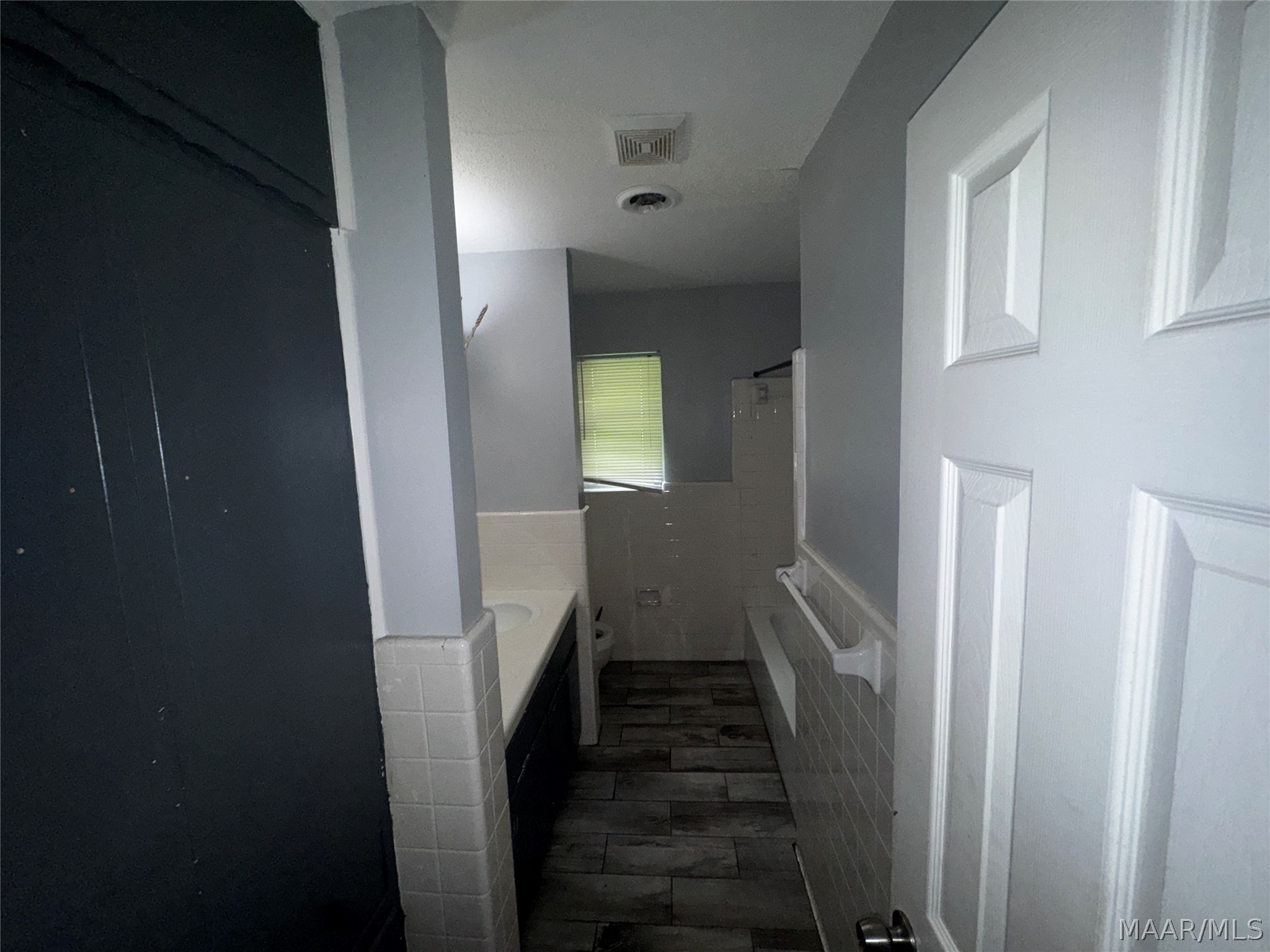 2624 BURKELAUN Drive