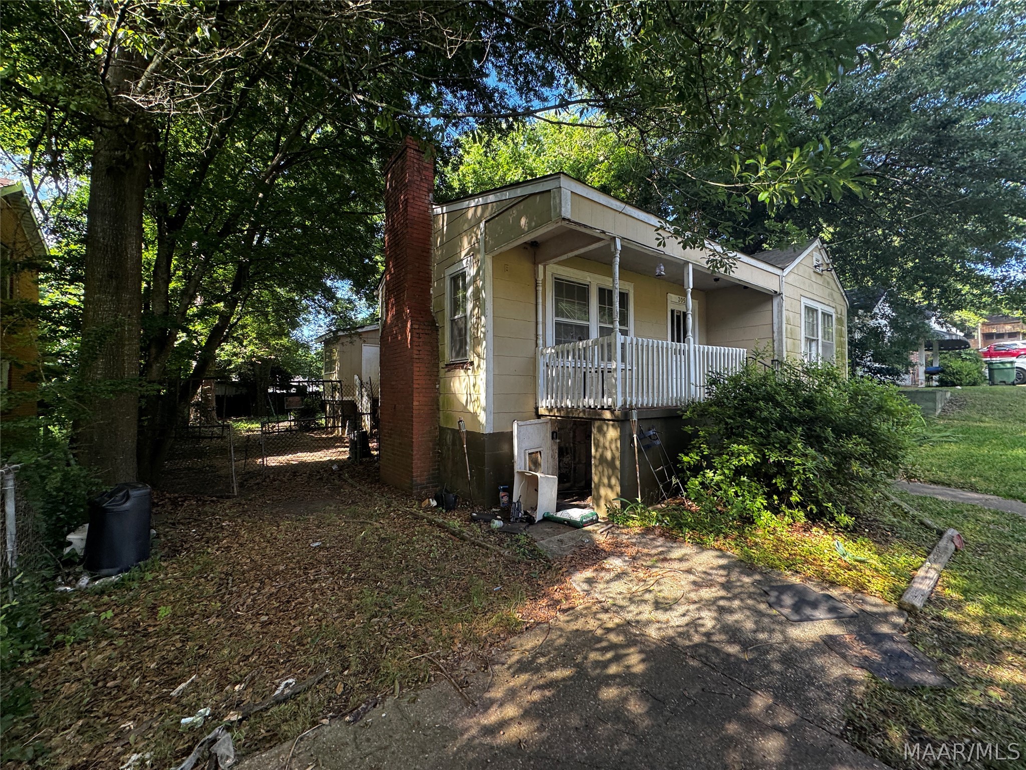 3050 MCQUEEN Street