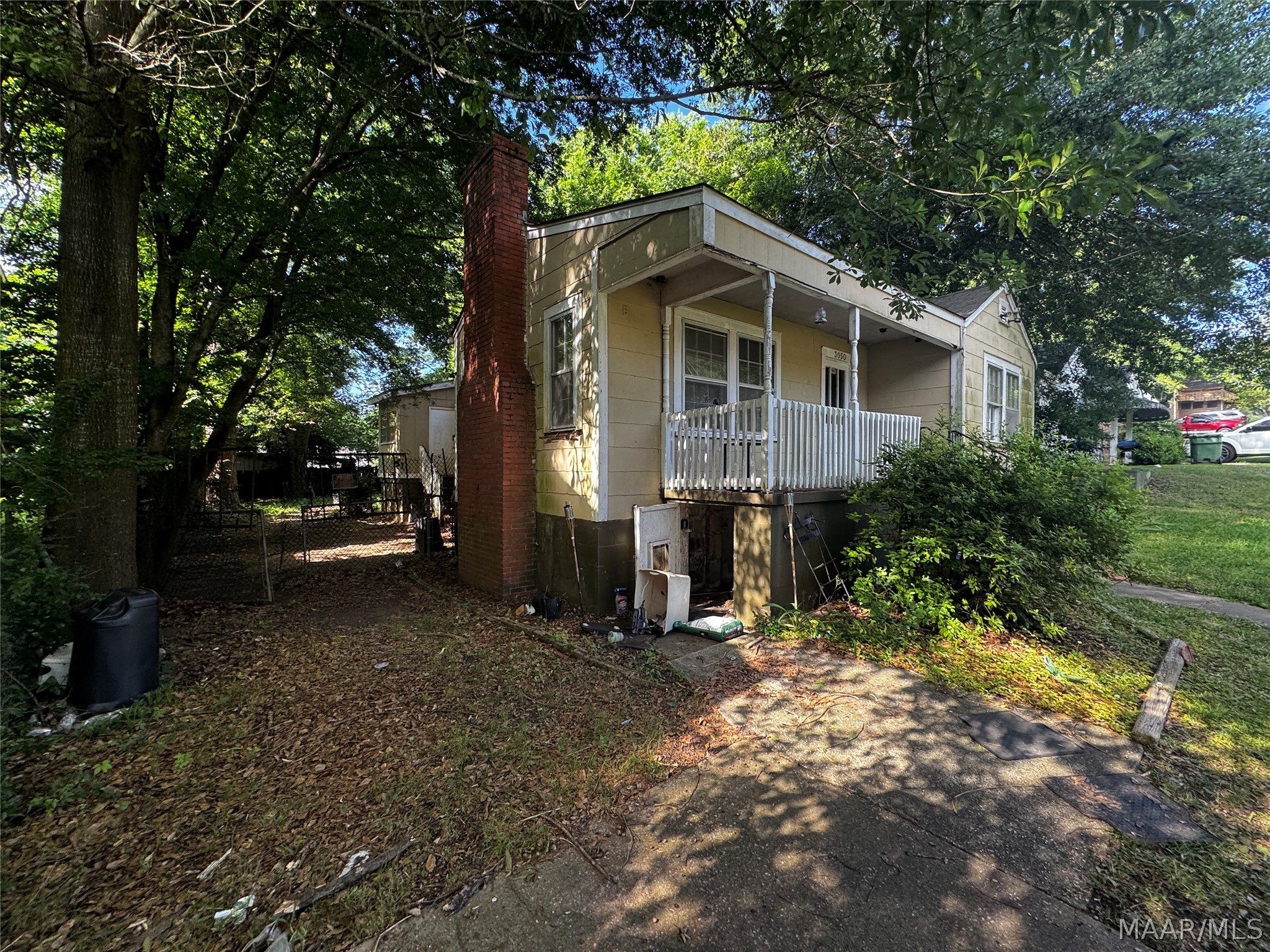 3050 MCQUEEN Street
