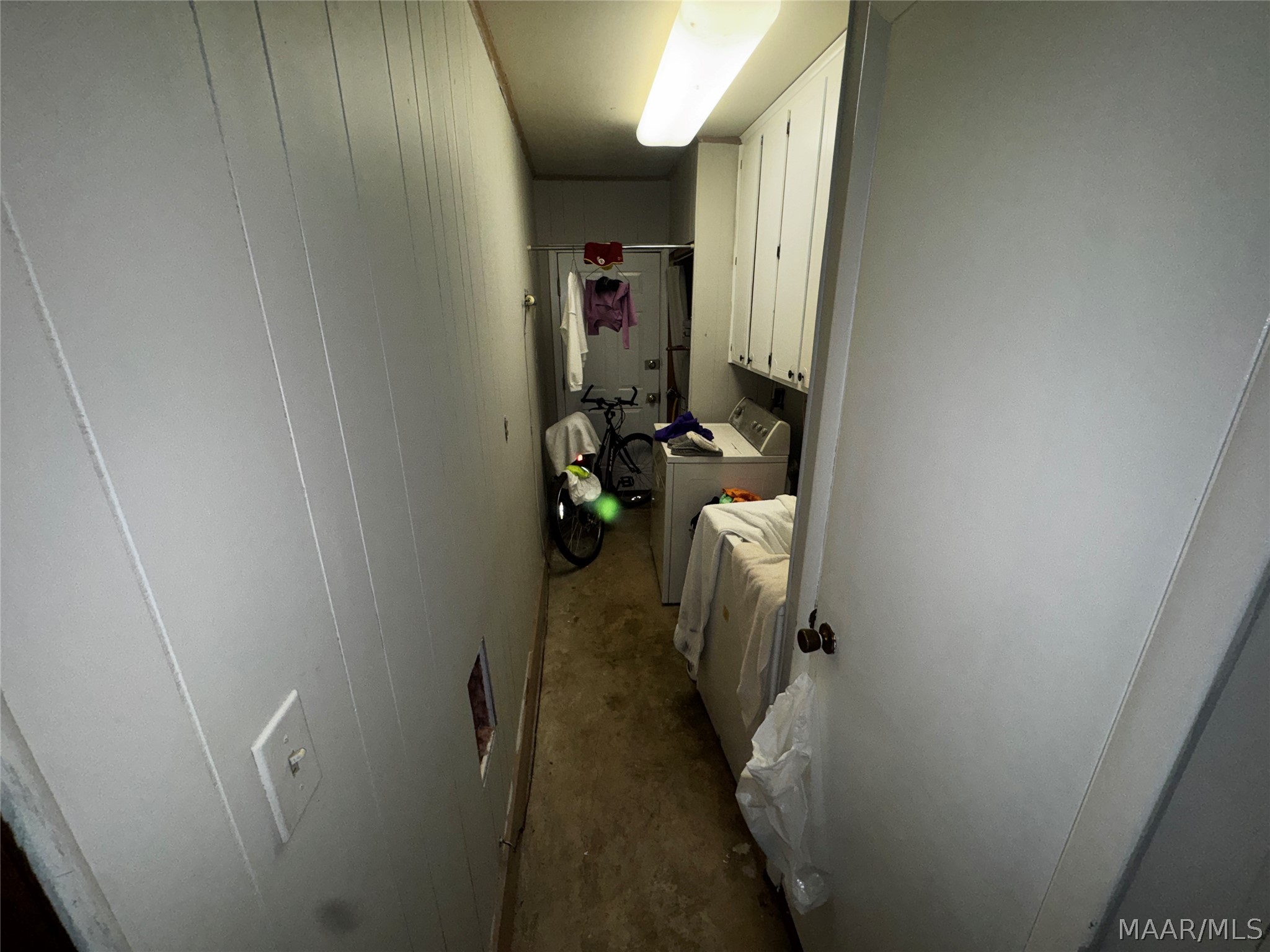511 BELLEHURST Drive