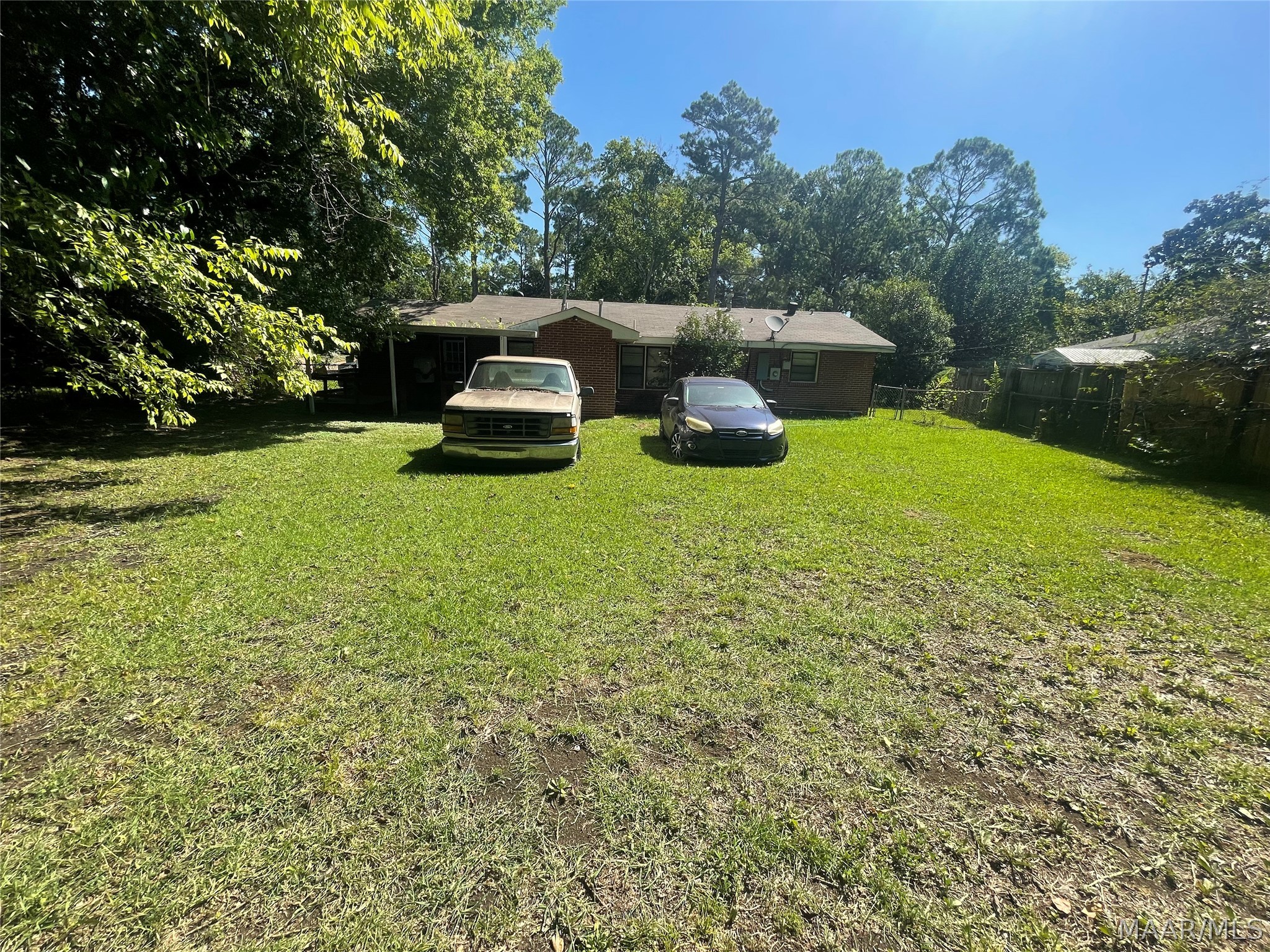 1716 Hill Hedge Drive