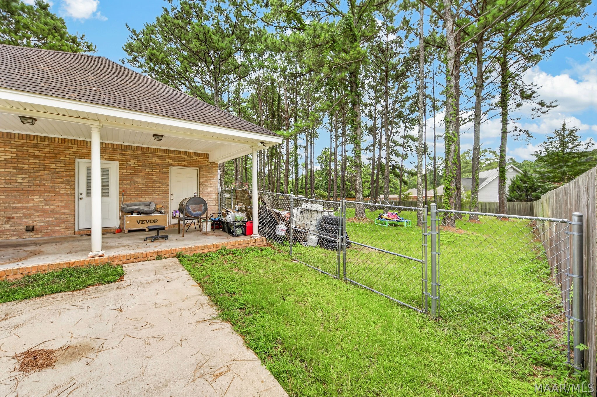 2911 Mitchell Creek Road