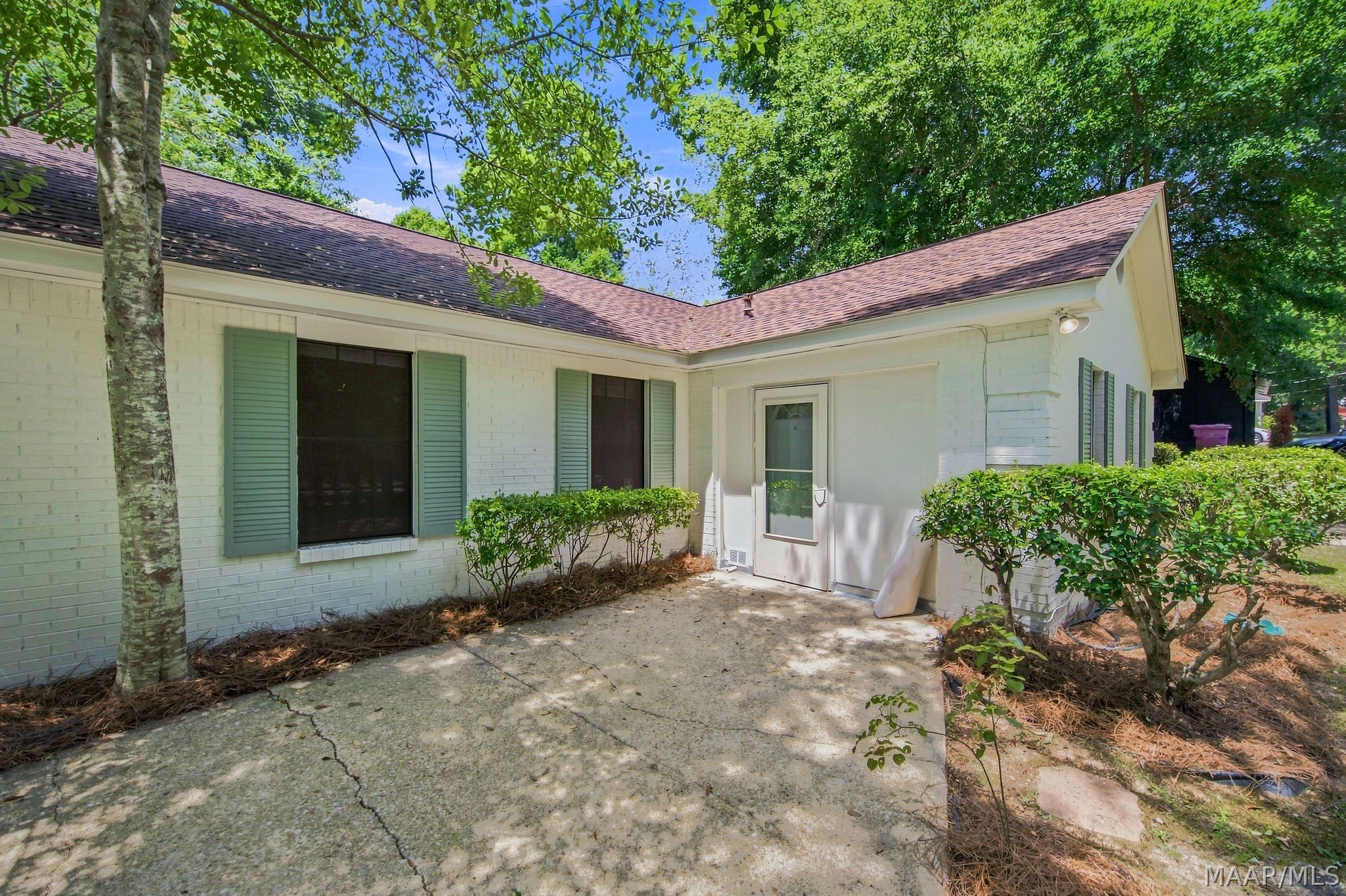 361 N NORTHINGTON Road