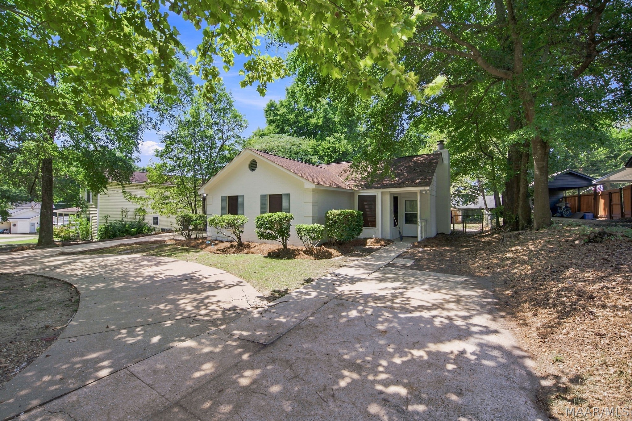 361 N NORTHINGTON Road