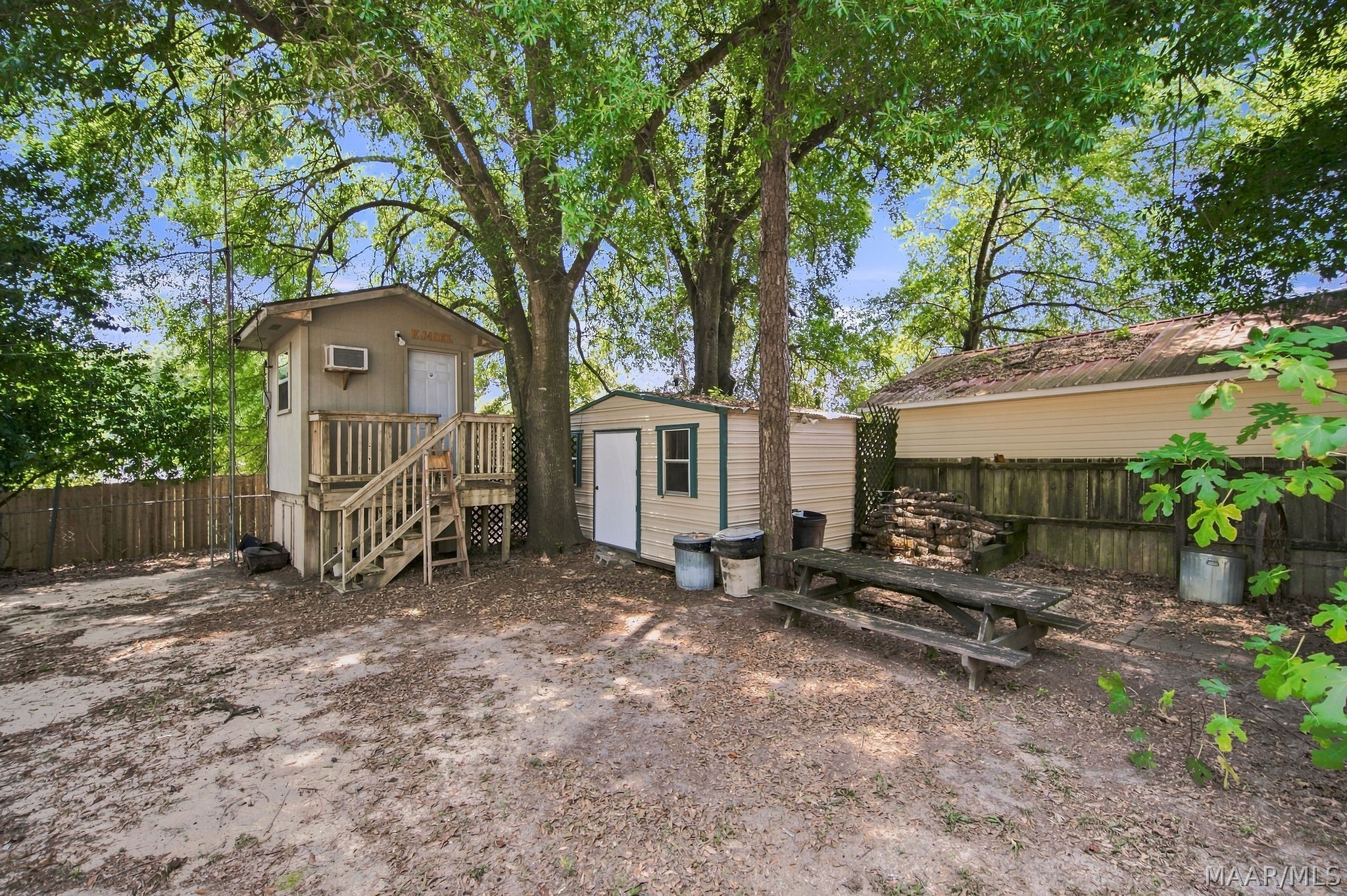 361 N NORTHINGTON Road